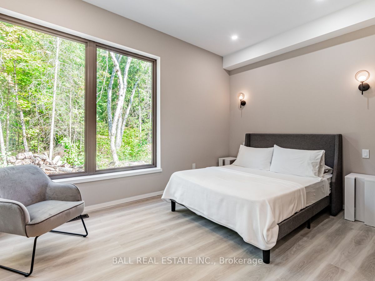 #unit 16 - 4727 Elephant Lake Road Property Photo 4