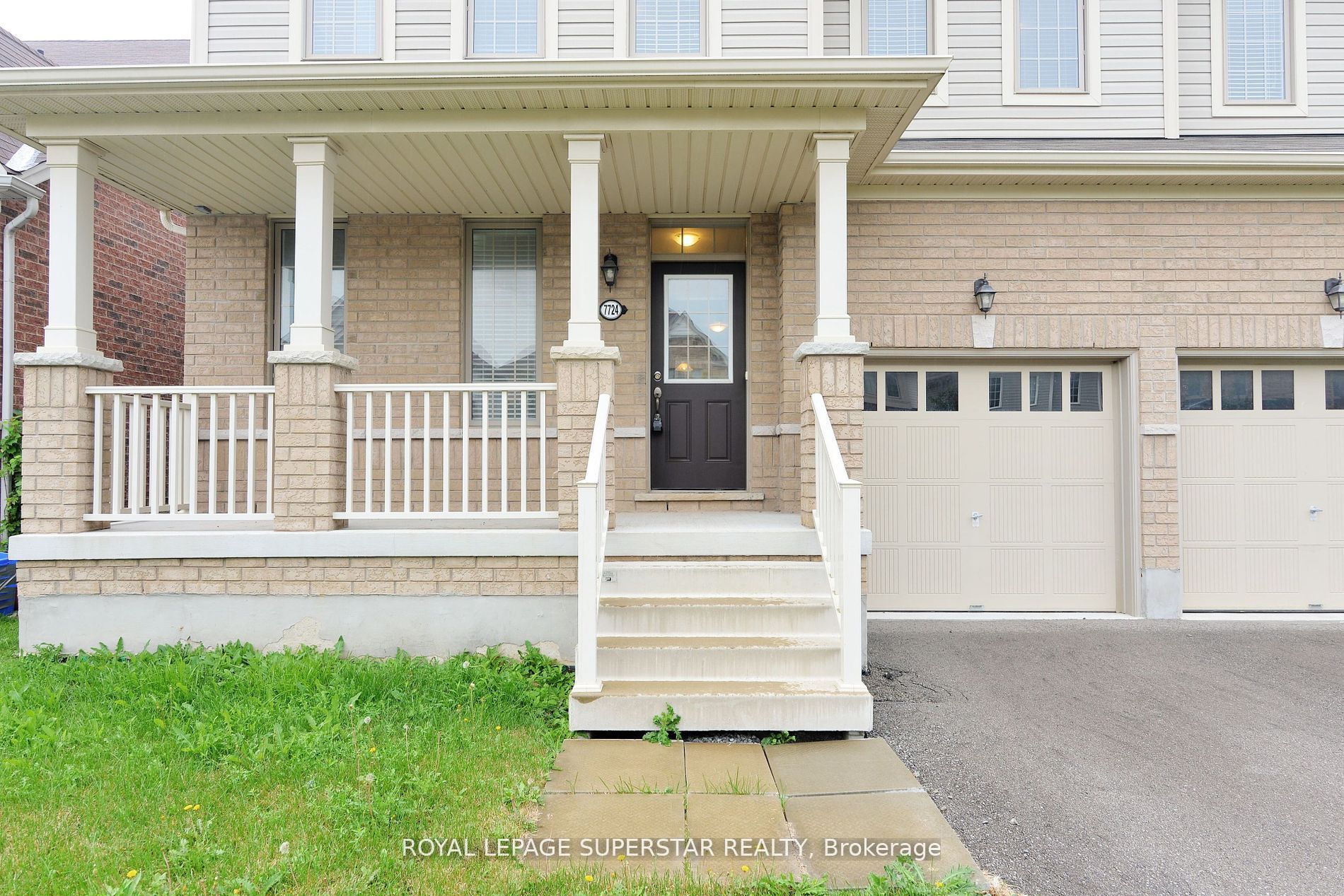 7724 Black Maple Drive Property Photo 2