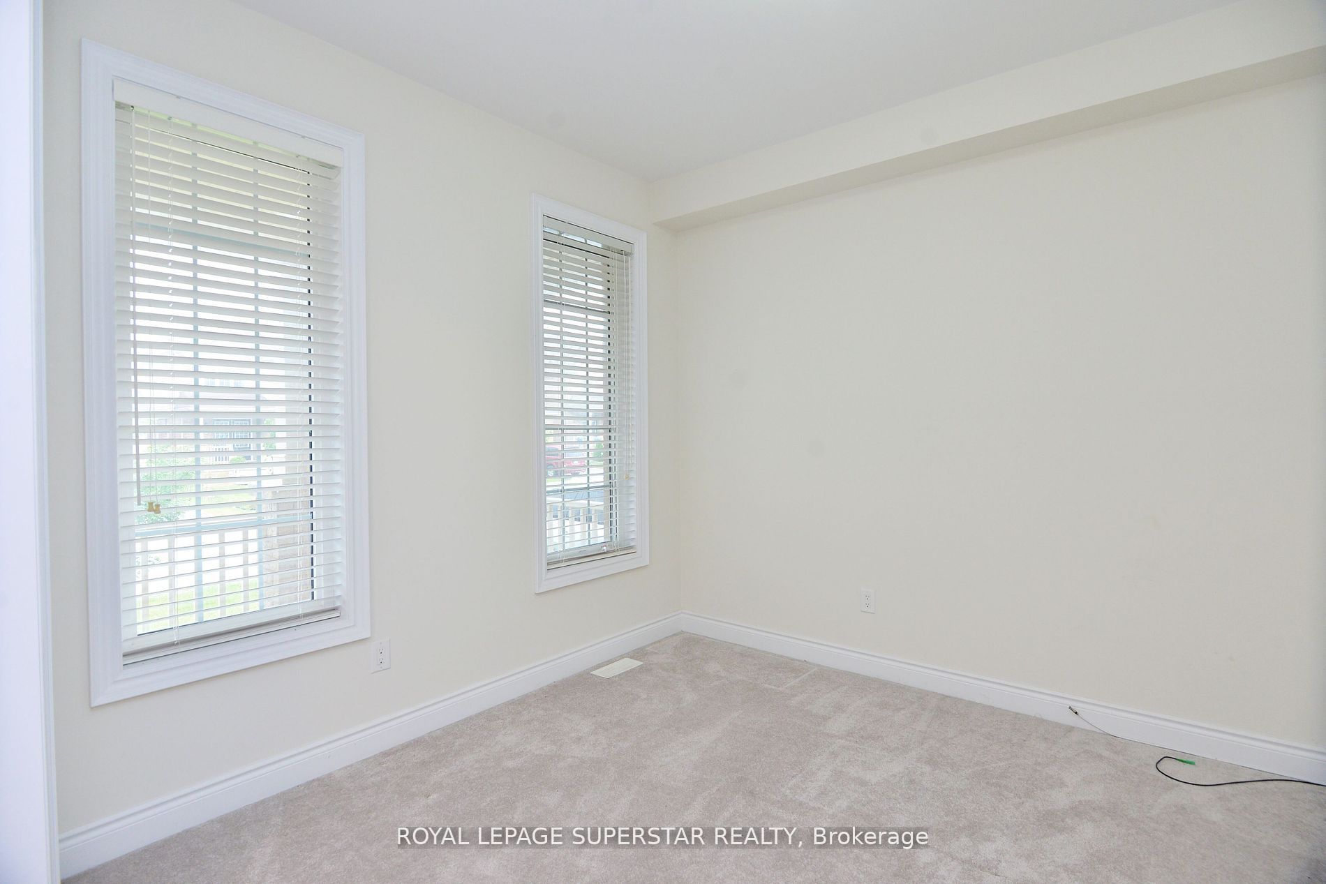 7724 Black Maple Drive Property Photo 4