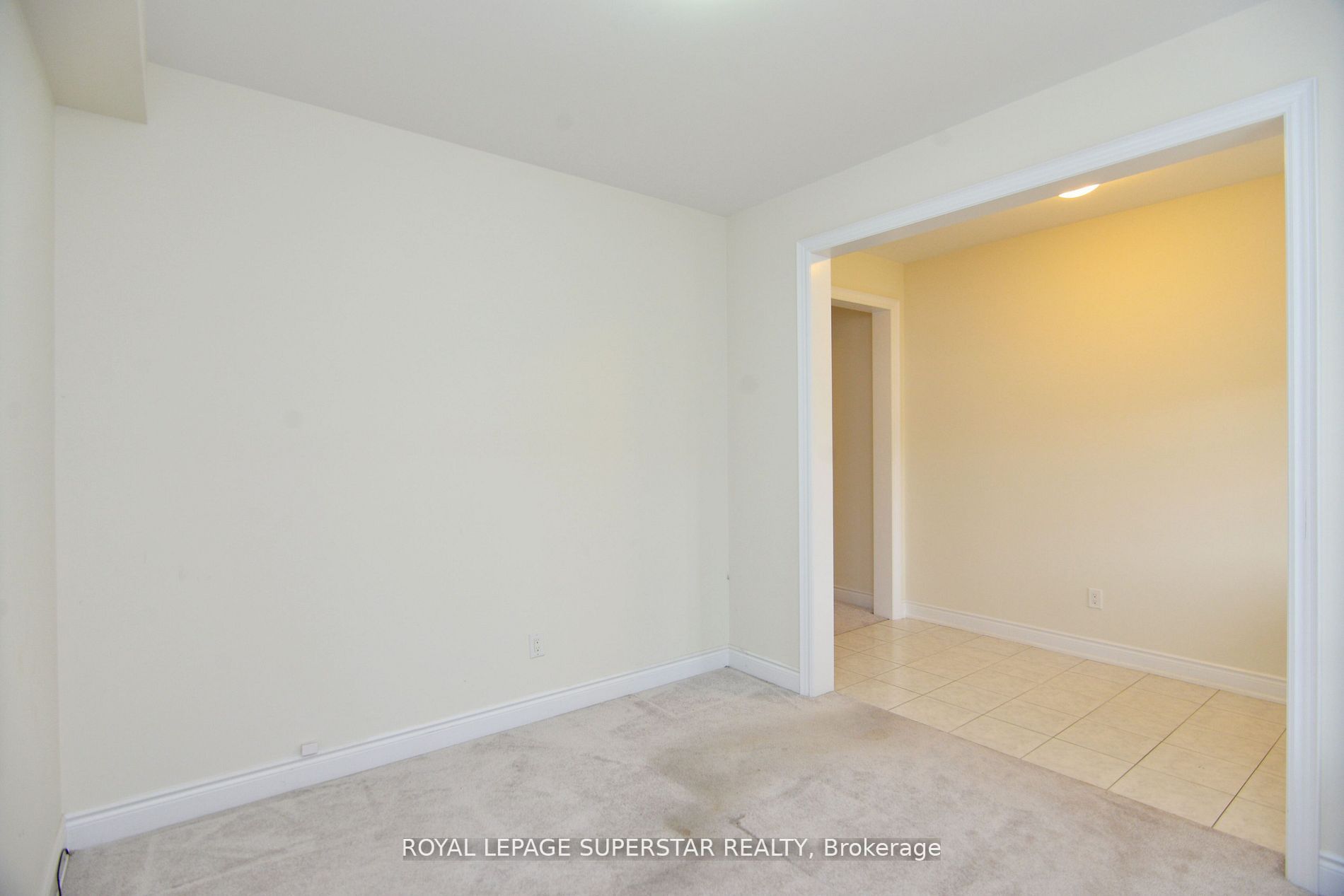 7724 Black Maple Drive Property Photo 5
