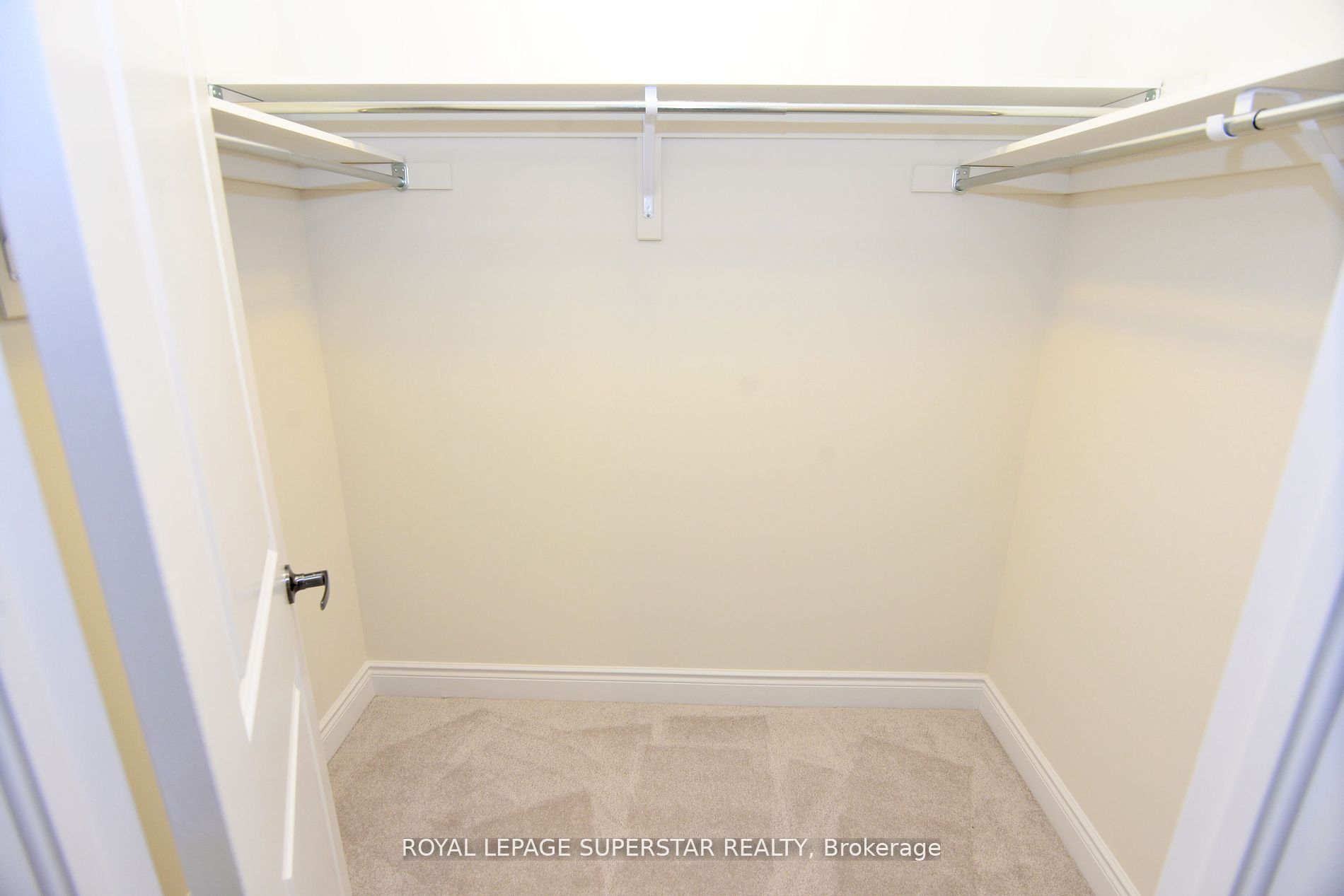 7724 Black Maple Drive Property Photo 29