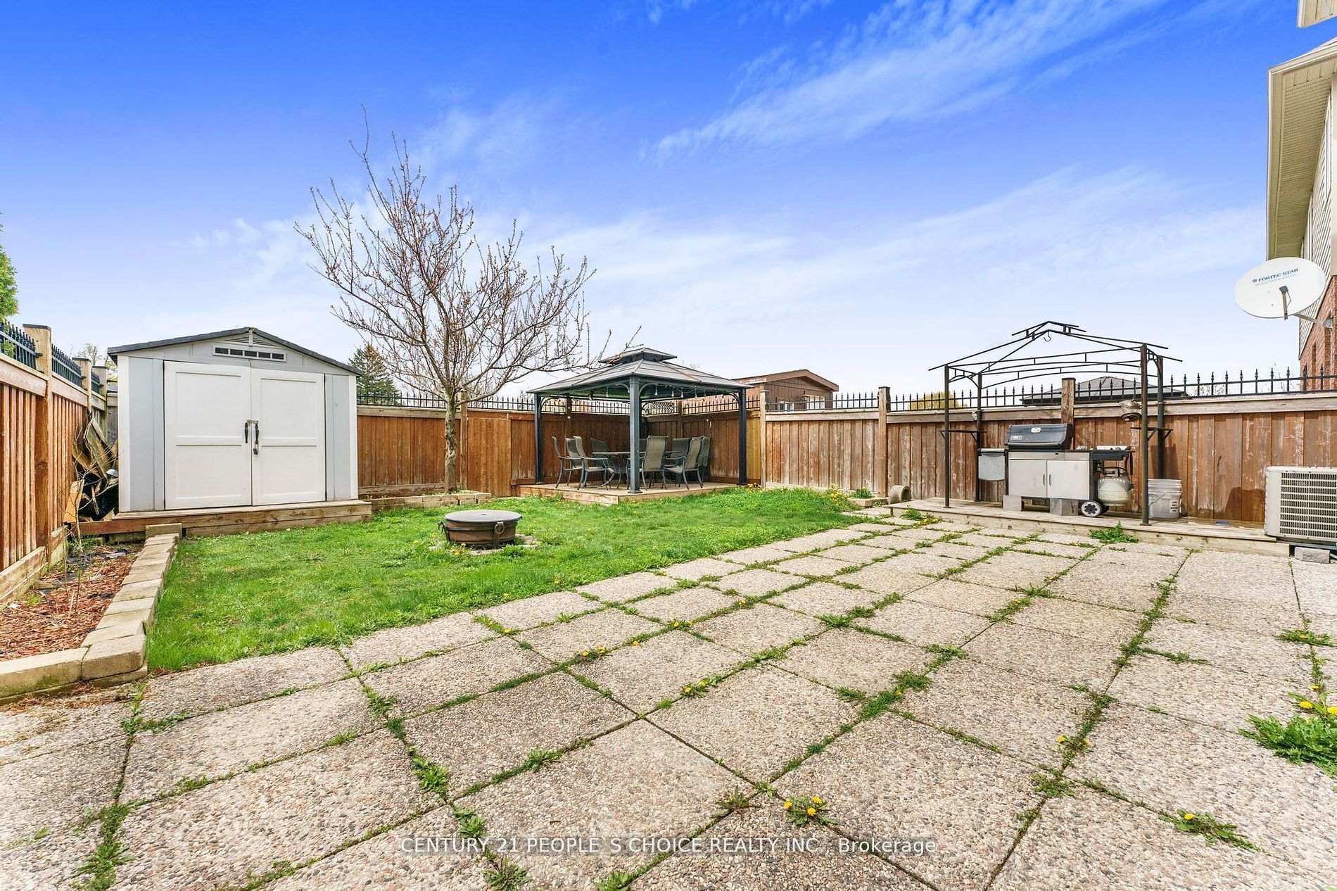 38 Assisi Street Property Photo 33