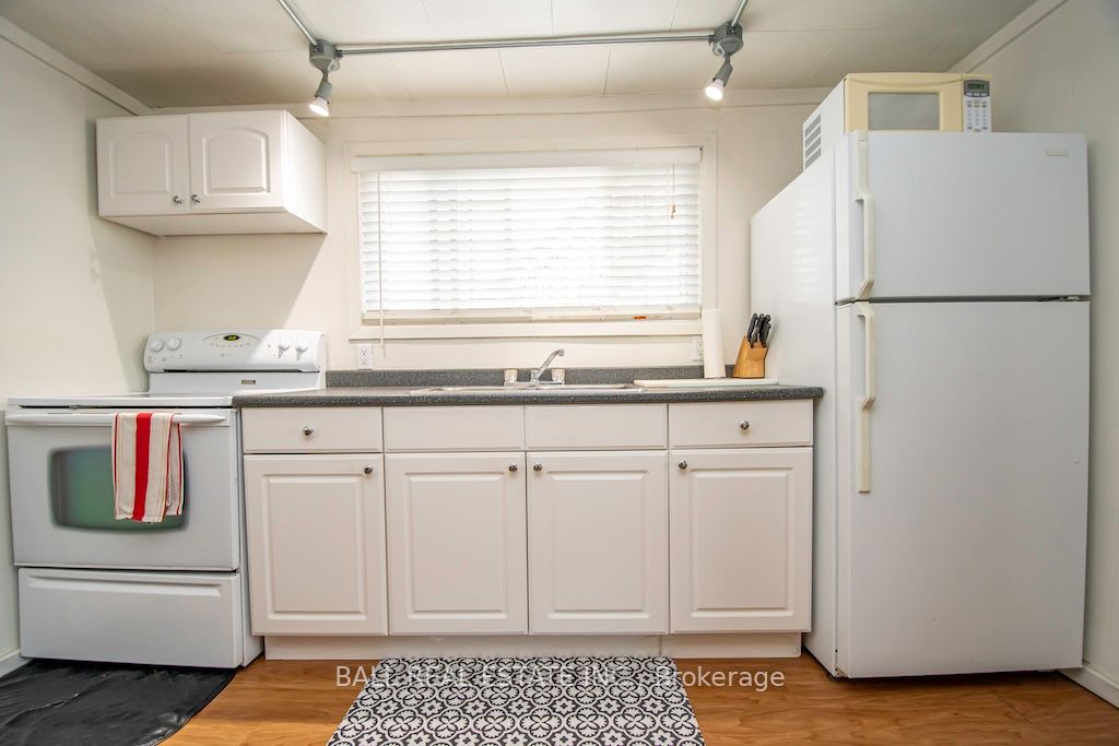 8 Bridge Street Property Photo 25