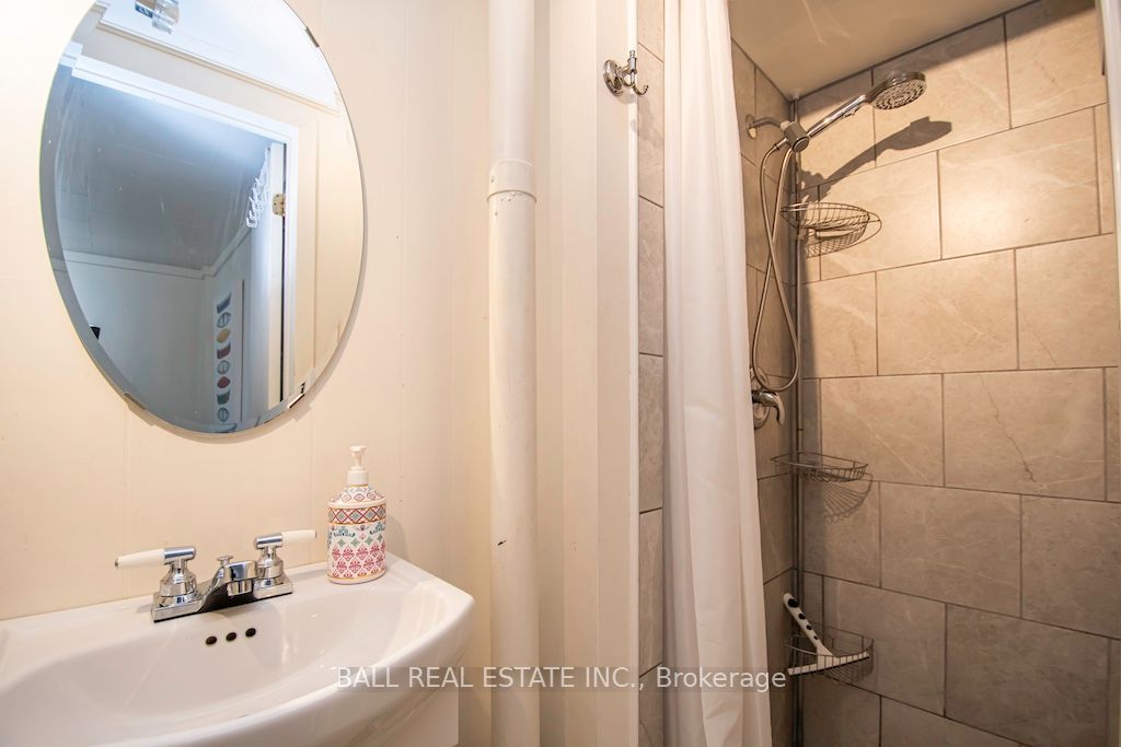 8 Bridge Street Property Photo 27