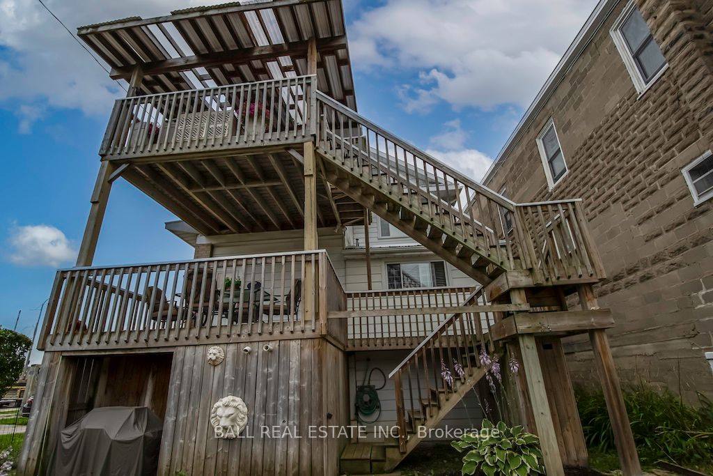 8 Bridge Street Property Photo 38