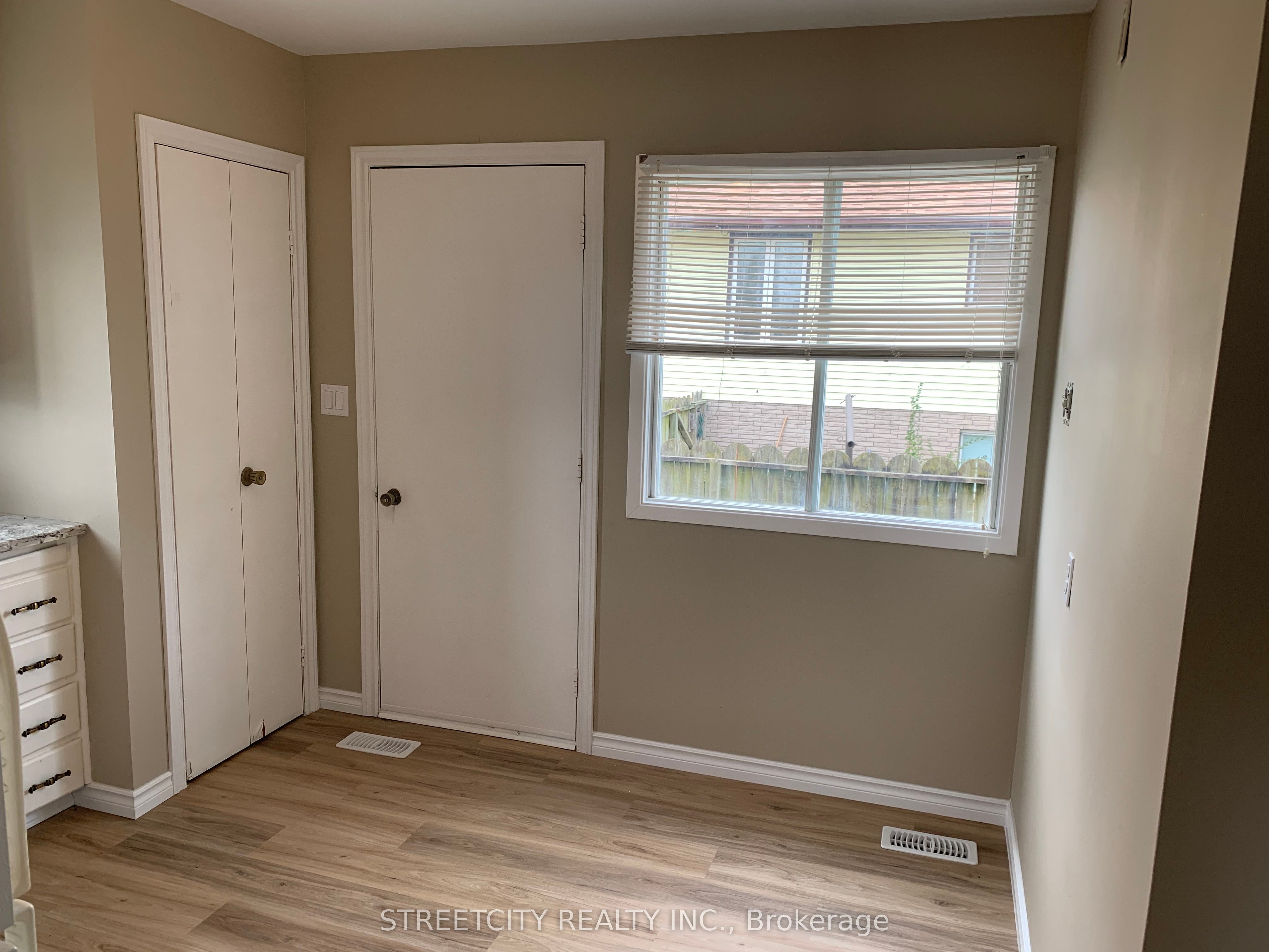 #a - 140 Symes Street Property Photo 10