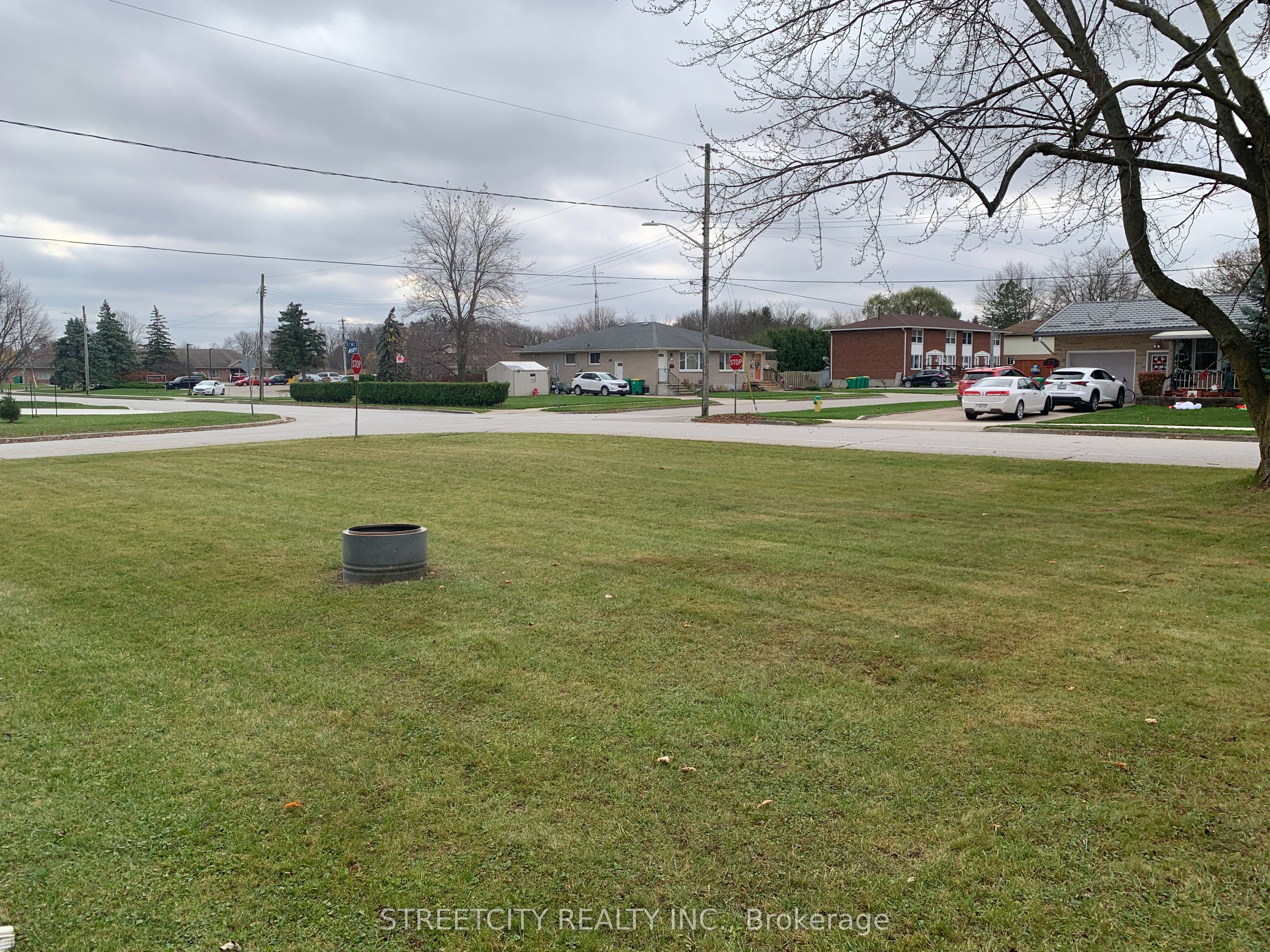#a - 140 Symes Street Property Photo 36