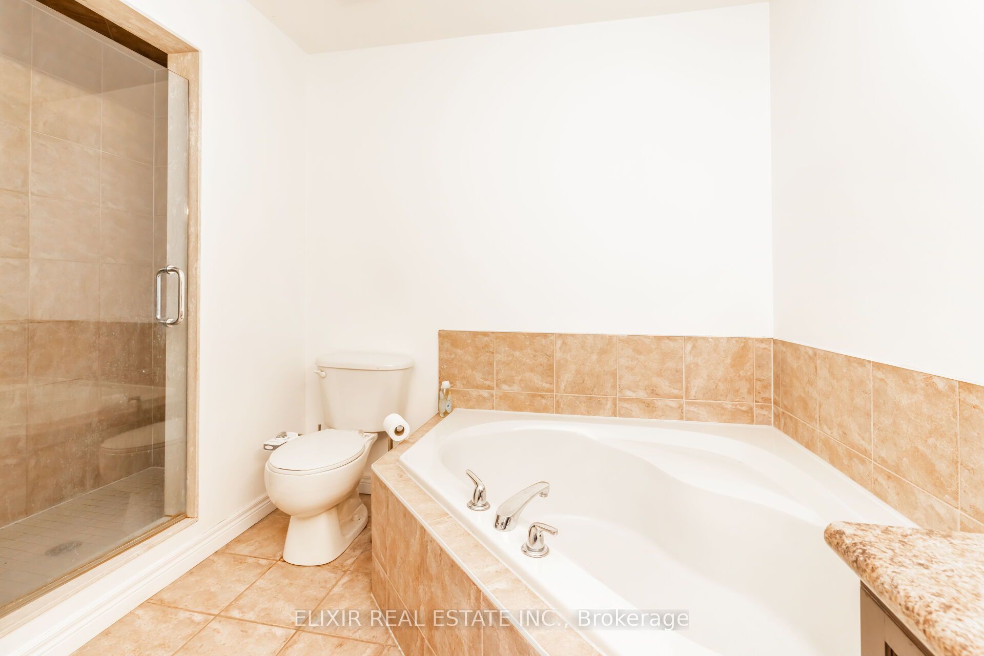 #7 - 310 Southbrook Drive Property Photo 23