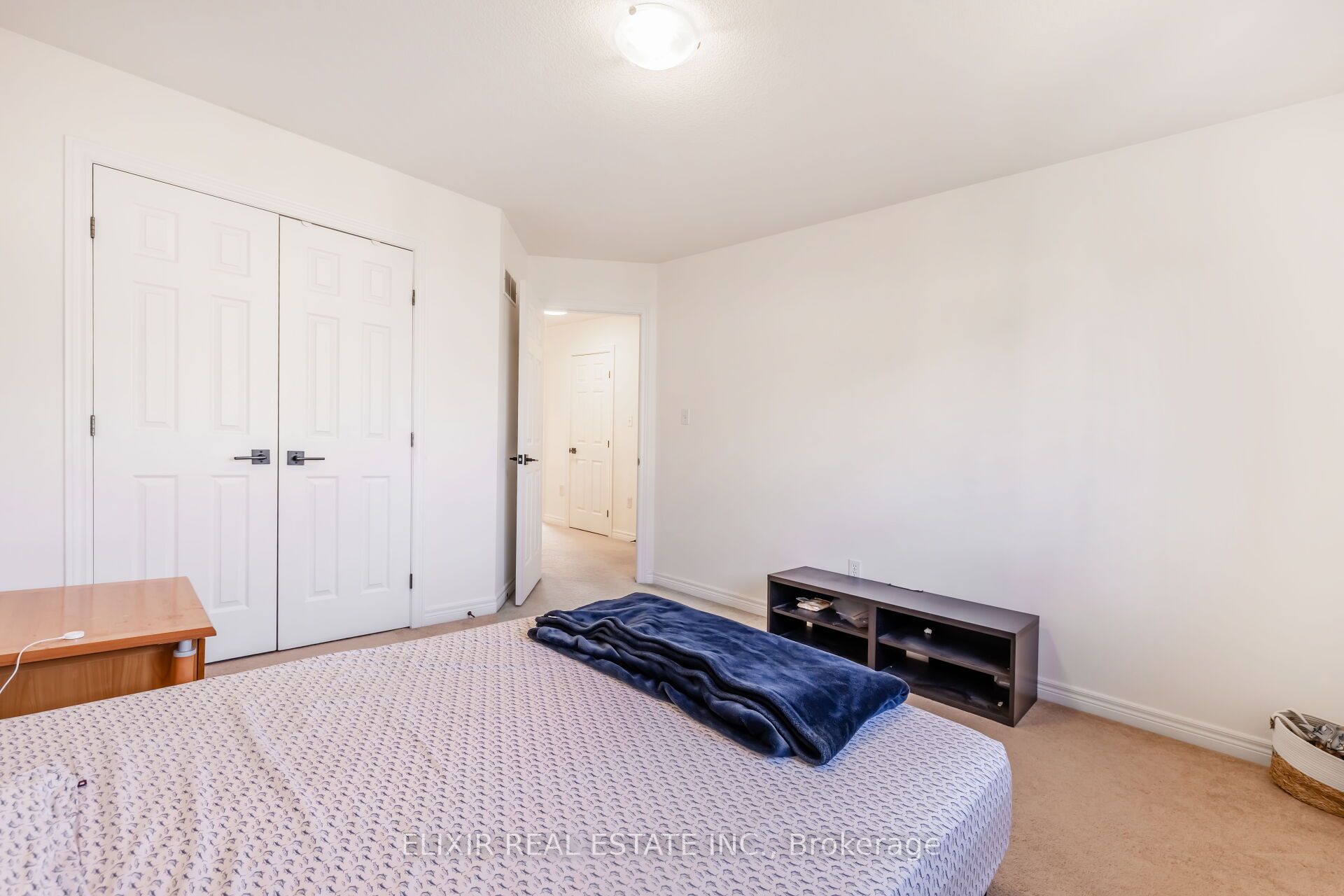 #7 - 310 Southbrook Drive Property Photo 28