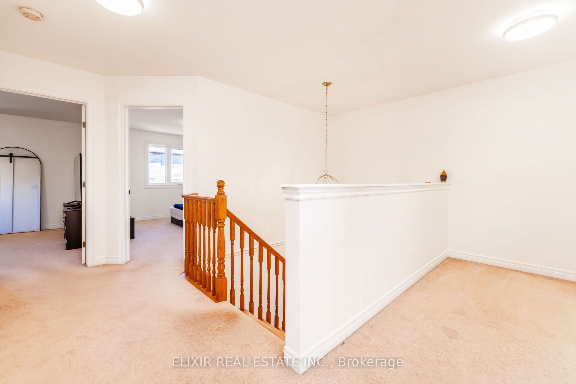 #7 - 310 Southbrook Drive Property Photo 31