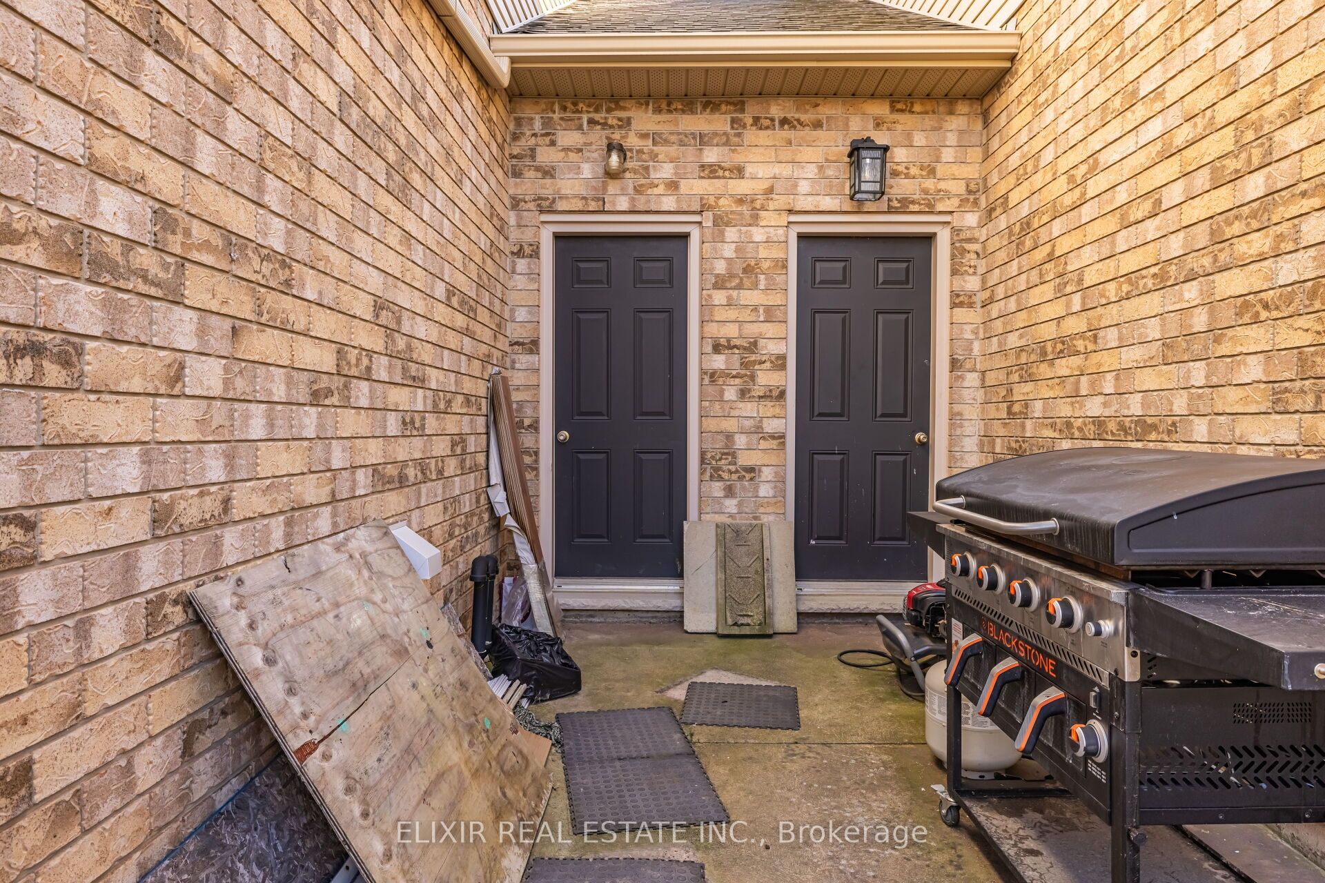 #7 - 310 Southbrook Drive Property Photo 36