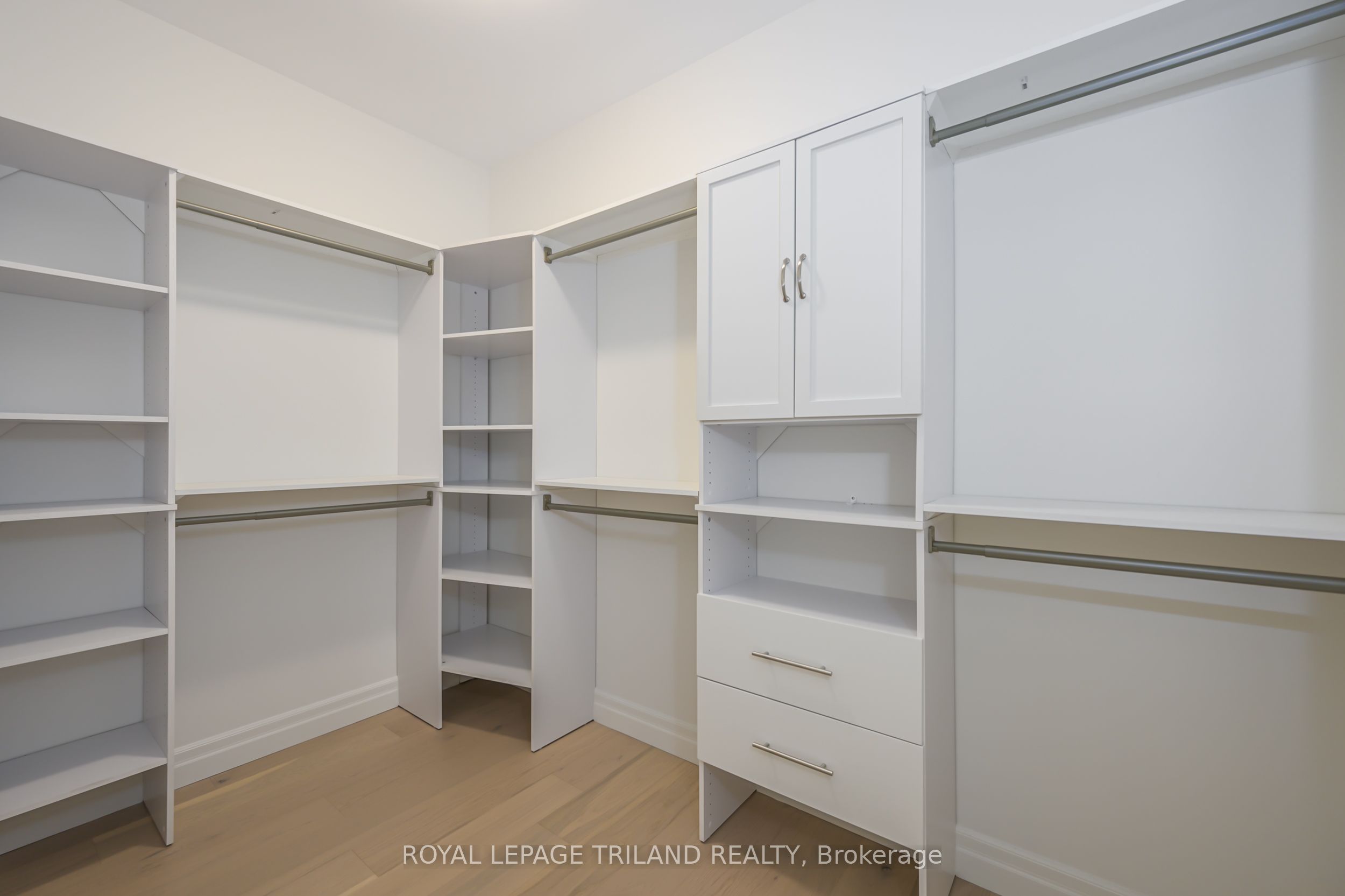 4211 Liberty Crossing Property Photo 24