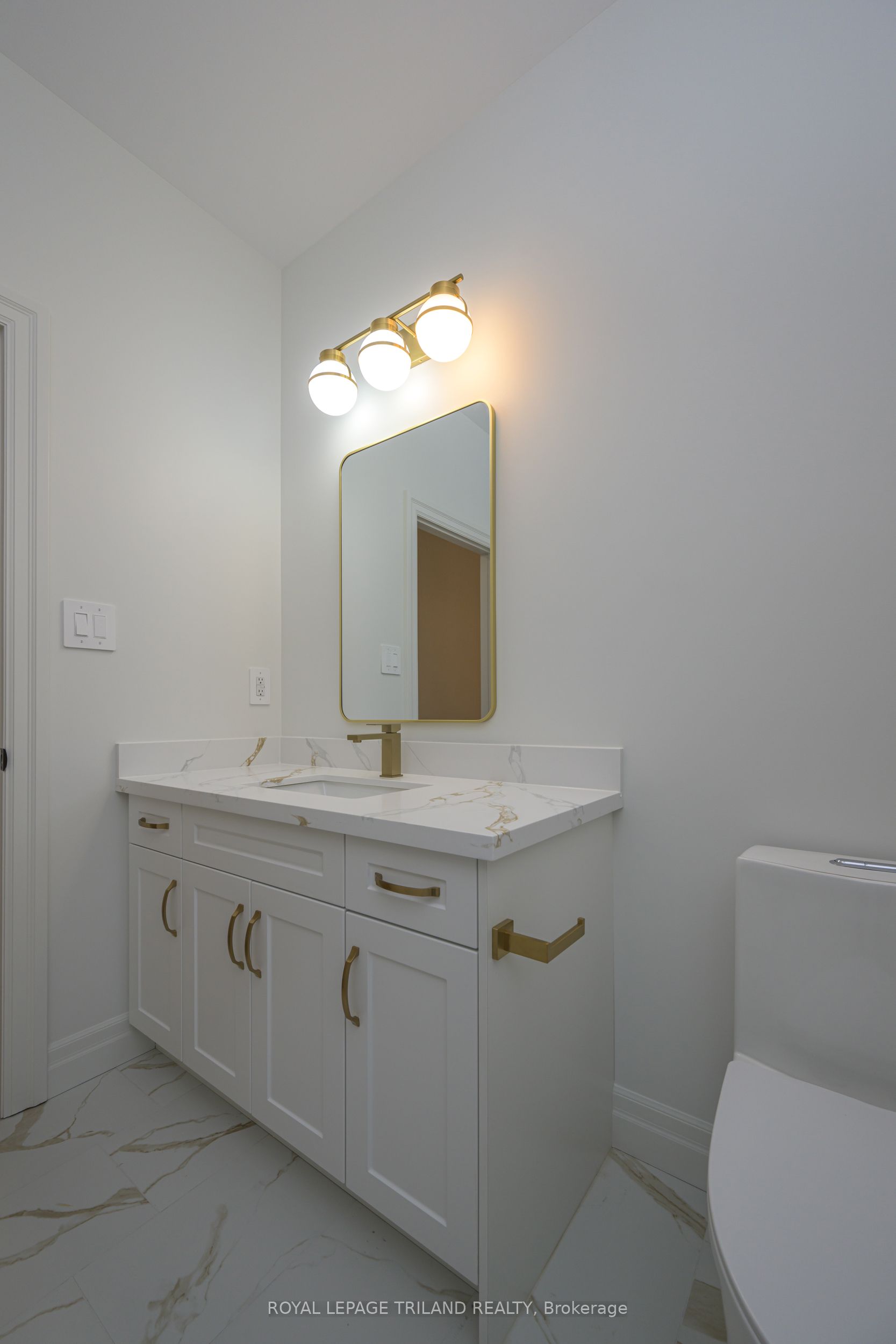 4211 Liberty Crossing Property Photo 25