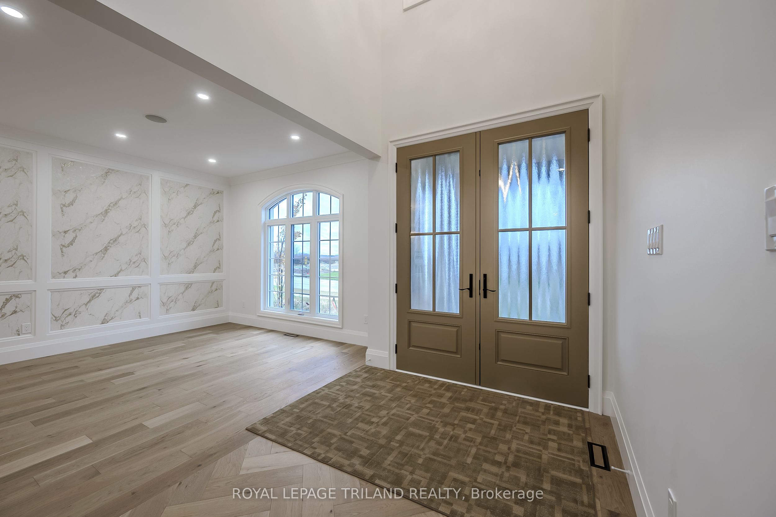 4038 Ayrshire Avenue Property Photo 2
