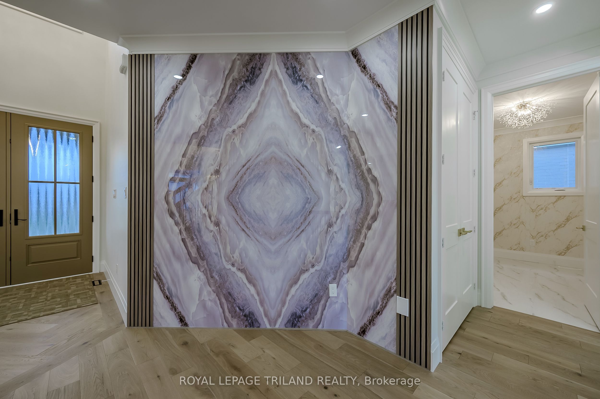 4038 Ayrshire Avenue Property Photo 6