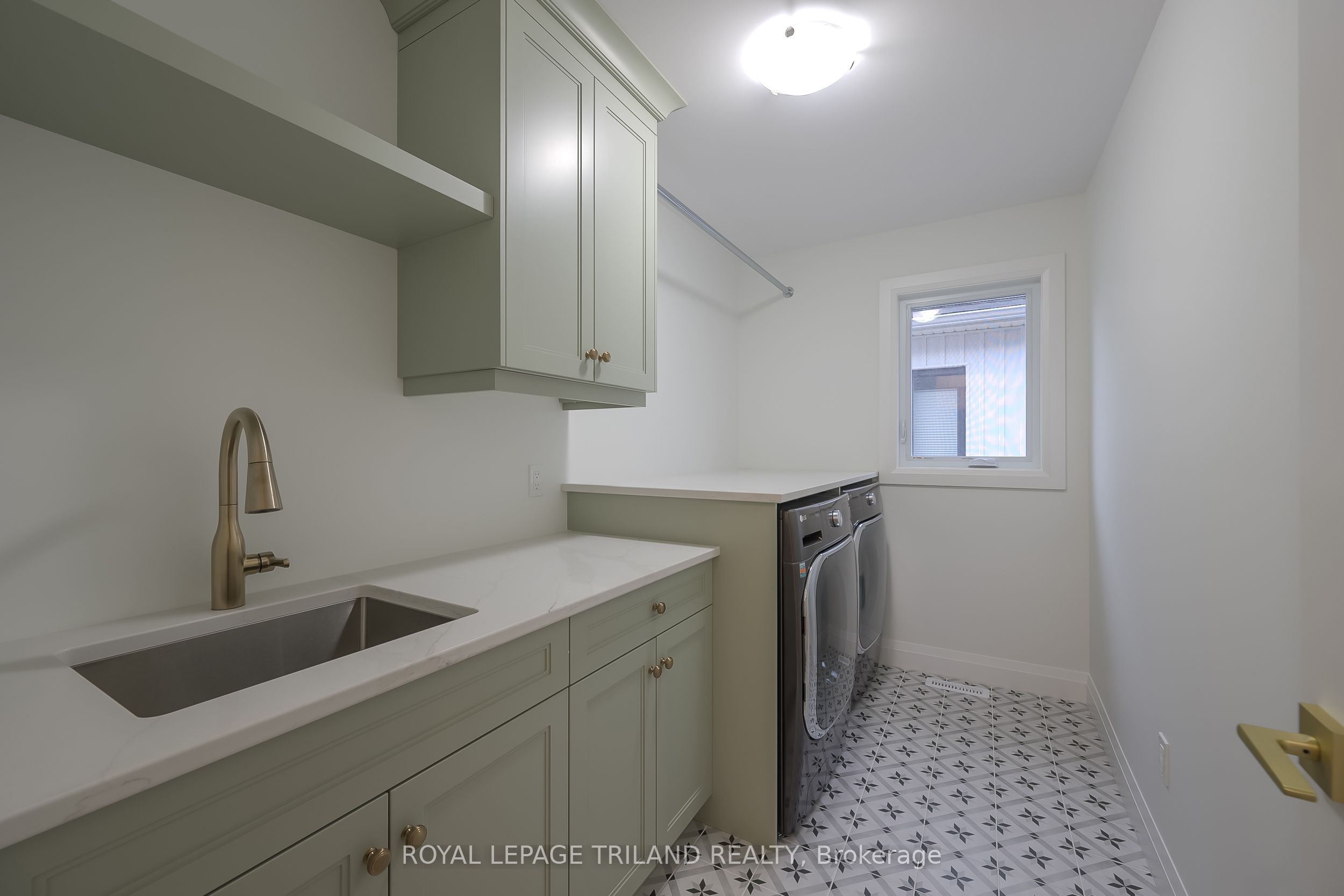 4038 Ayrshire Avenue Property Photo 29