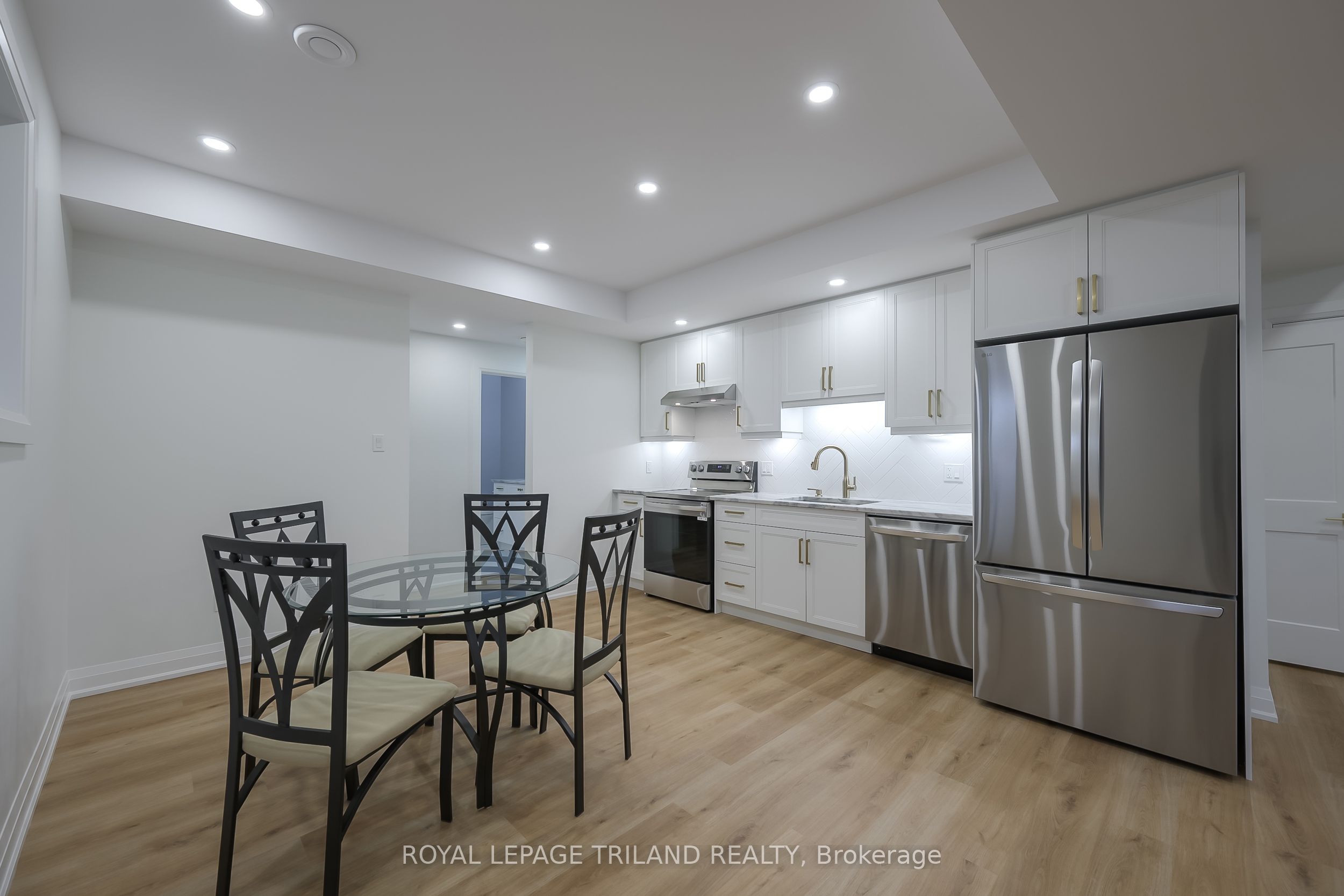 4038 Ayrshire Avenue Property Photo 33