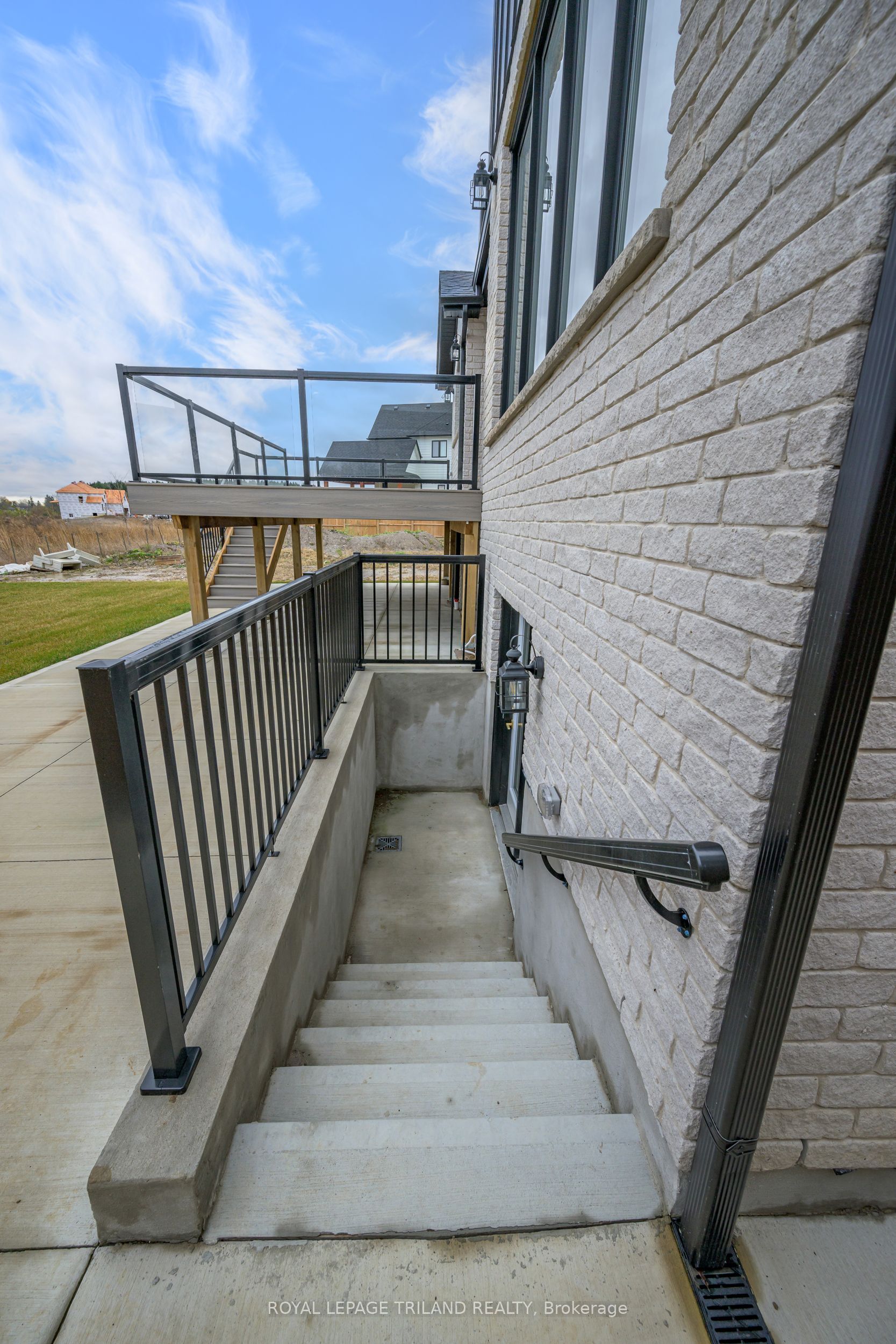 4038 Ayrshire Avenue Property Photo 38