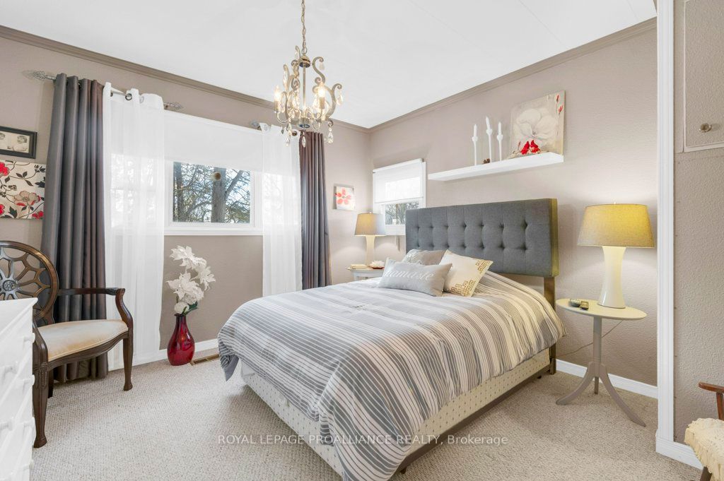 30 Kenneth Boulevard Property Photo 23