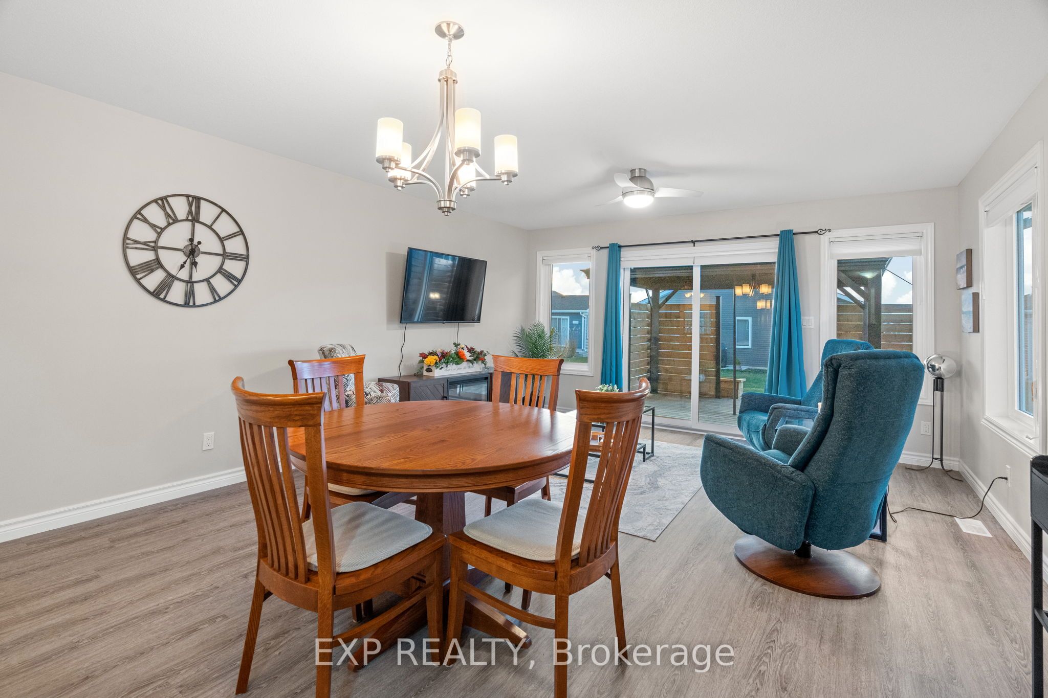 102 Huron Heights Drive Property Photo 16