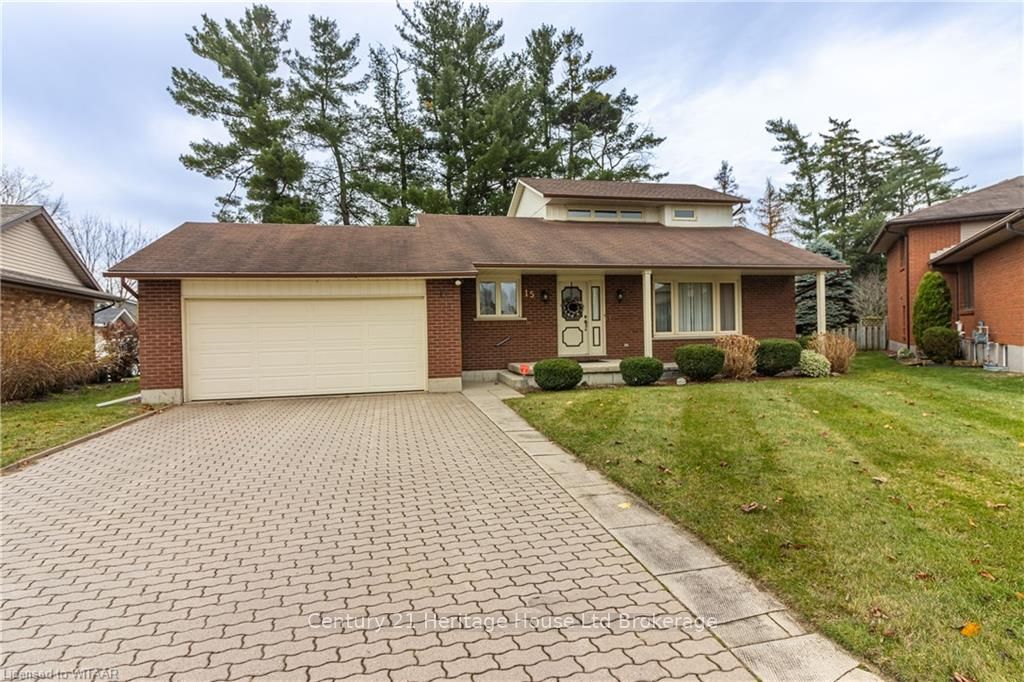 15 Clear Valley Drive Property Photo 1