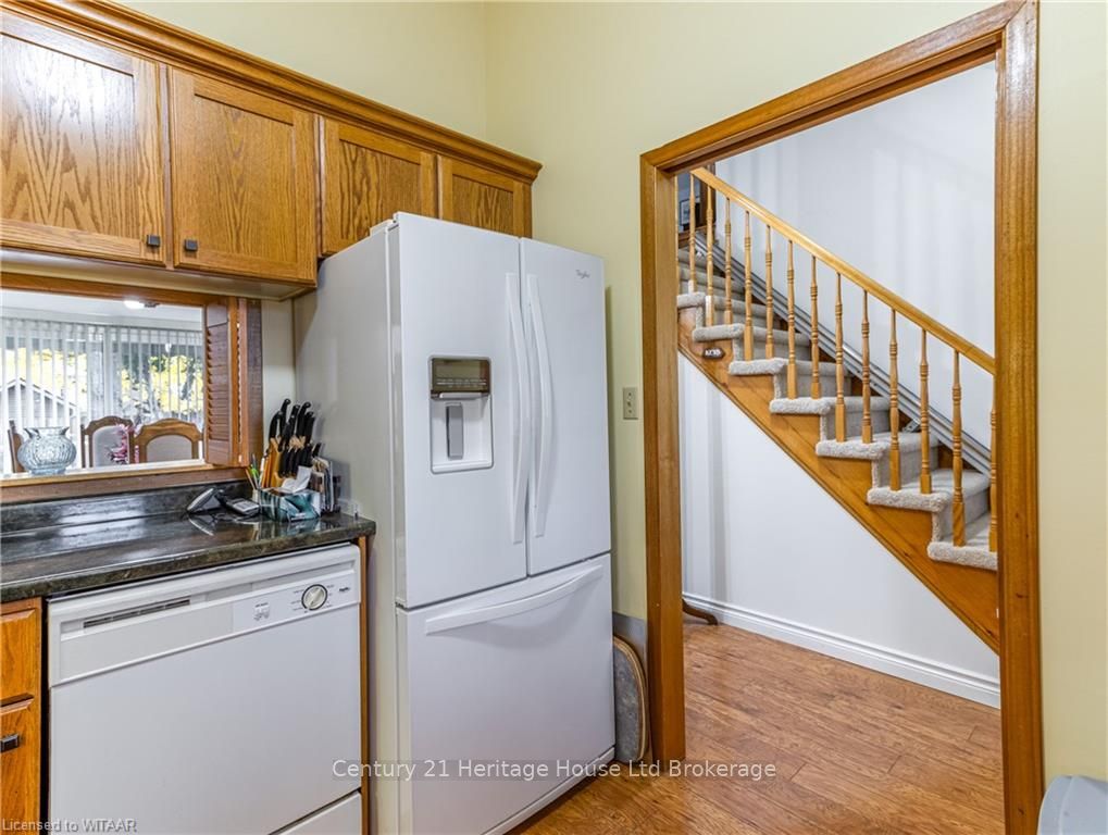 15 Clear Valley Drive Property Photo 3