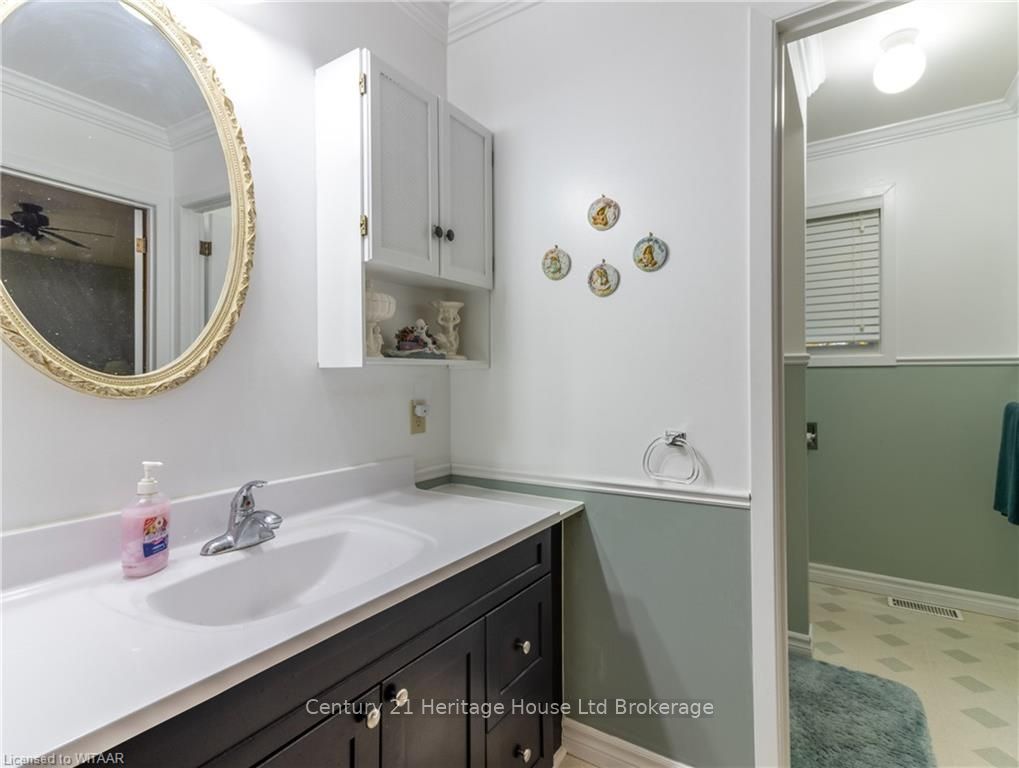 15 Clear Valley Drive Property Photo 12