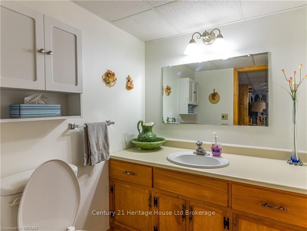 15 Clear Valley Drive Property Photo 17