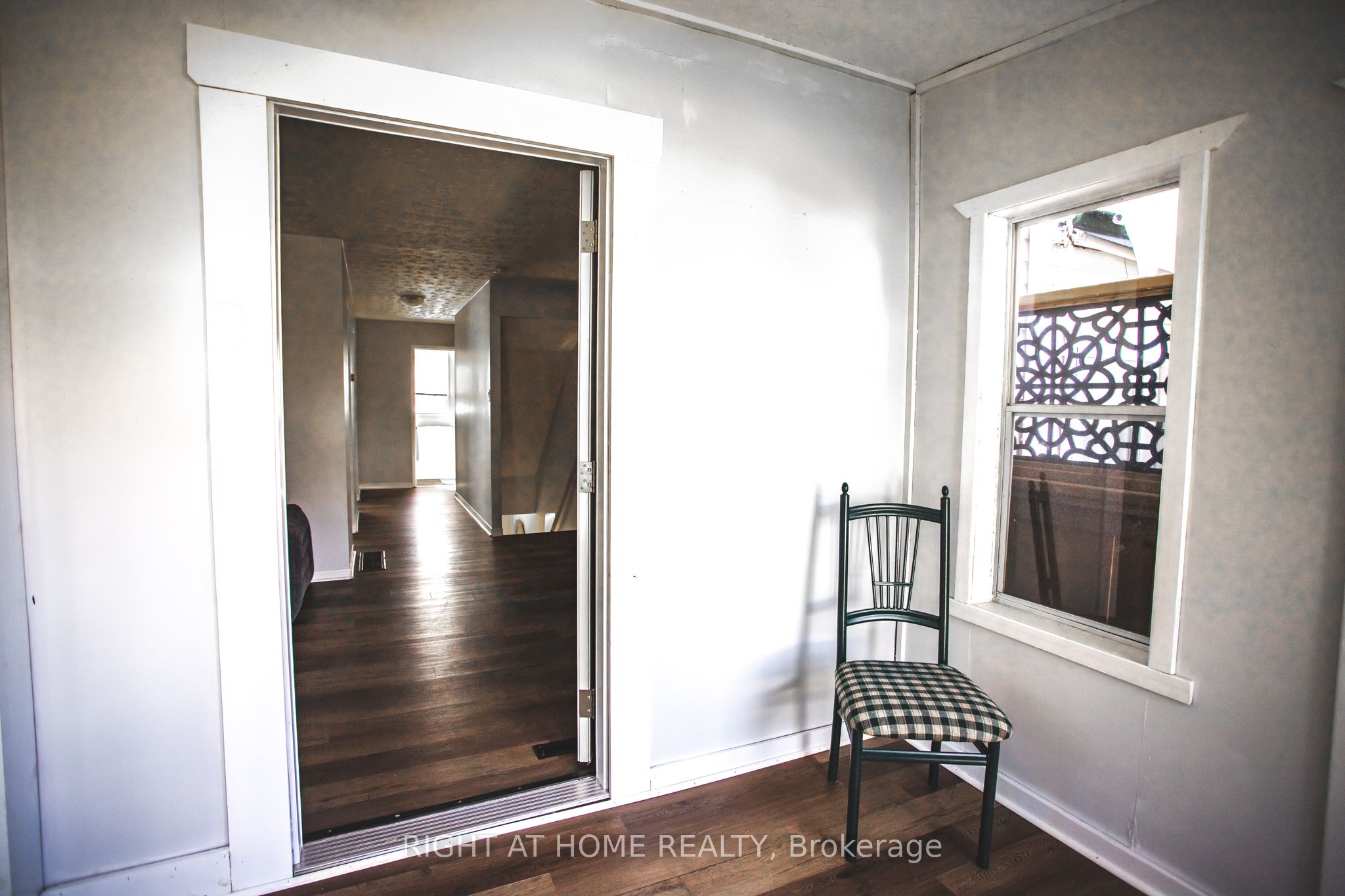 92 Farquhar Place Property Photo 8