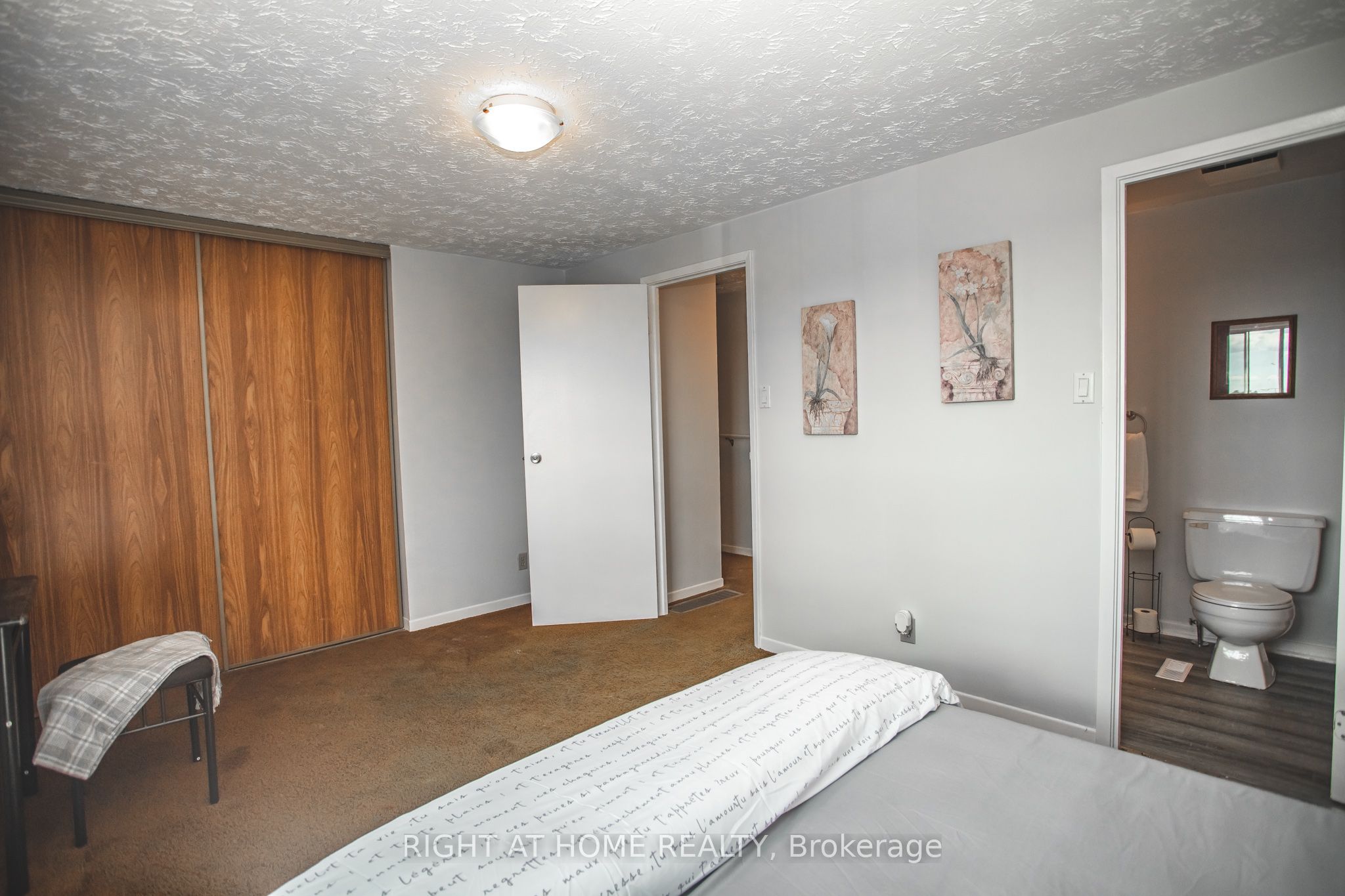 92 Farquhar Place Property Photo 18