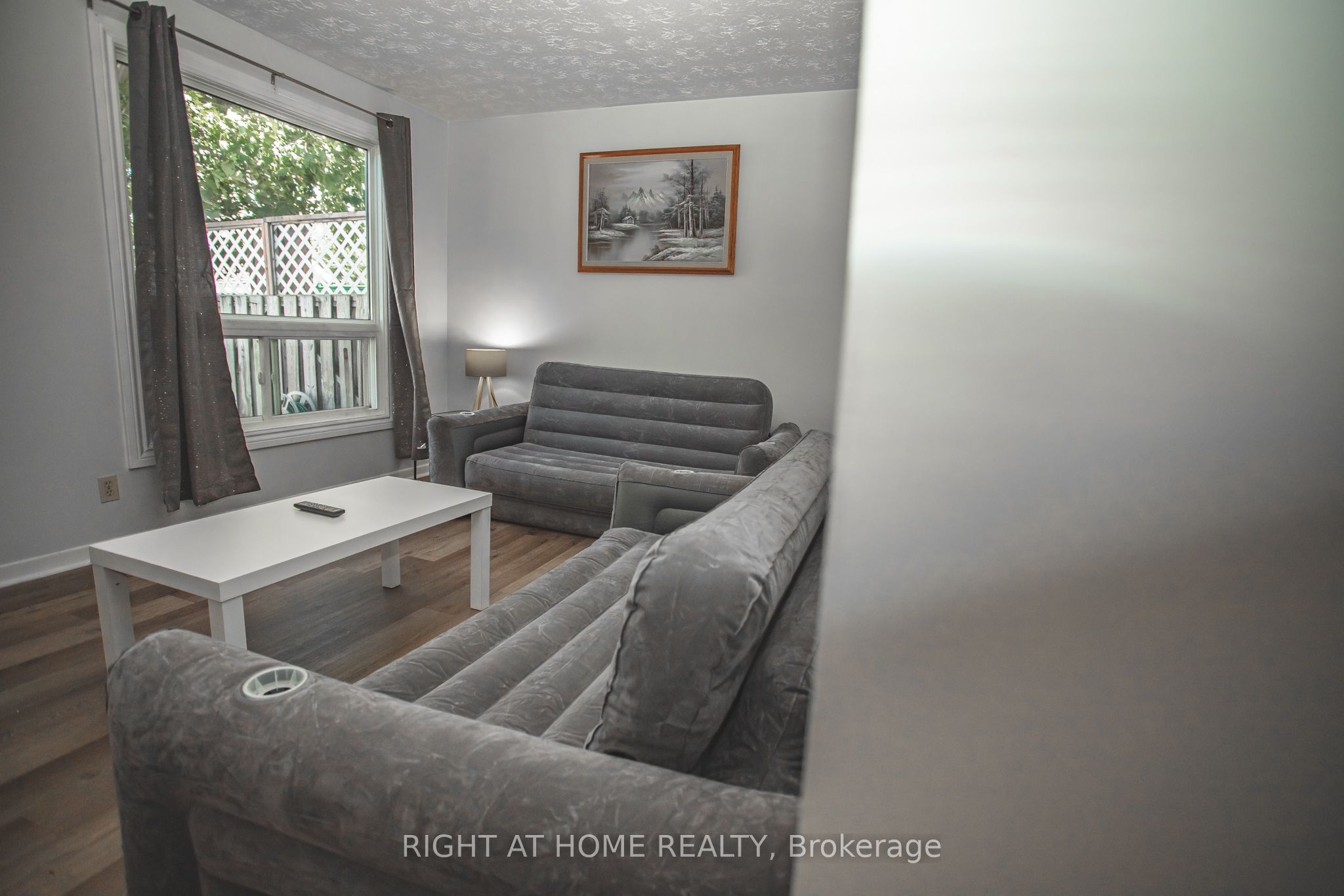 92 Farquhar Place Property Photo 36