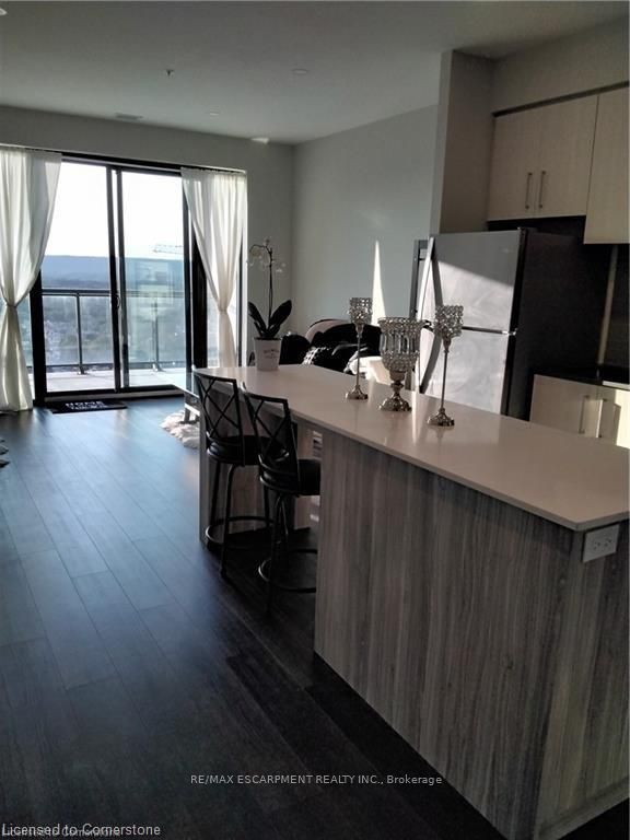 #2304 - 15 Queen Street Property Photo 17
