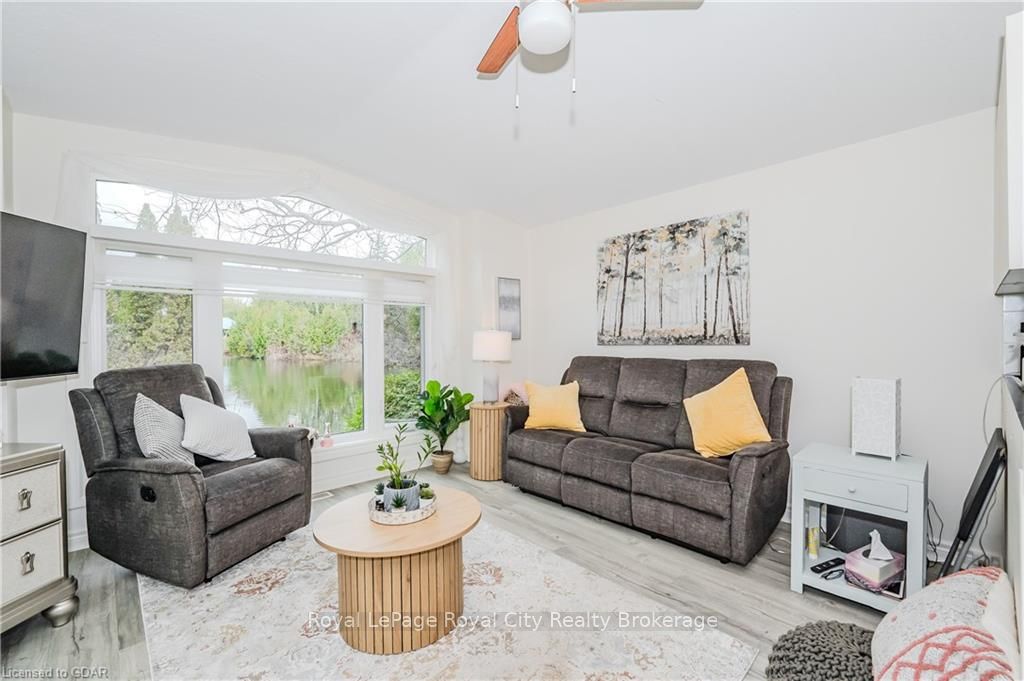 12 Bush Lane Property Photo 8