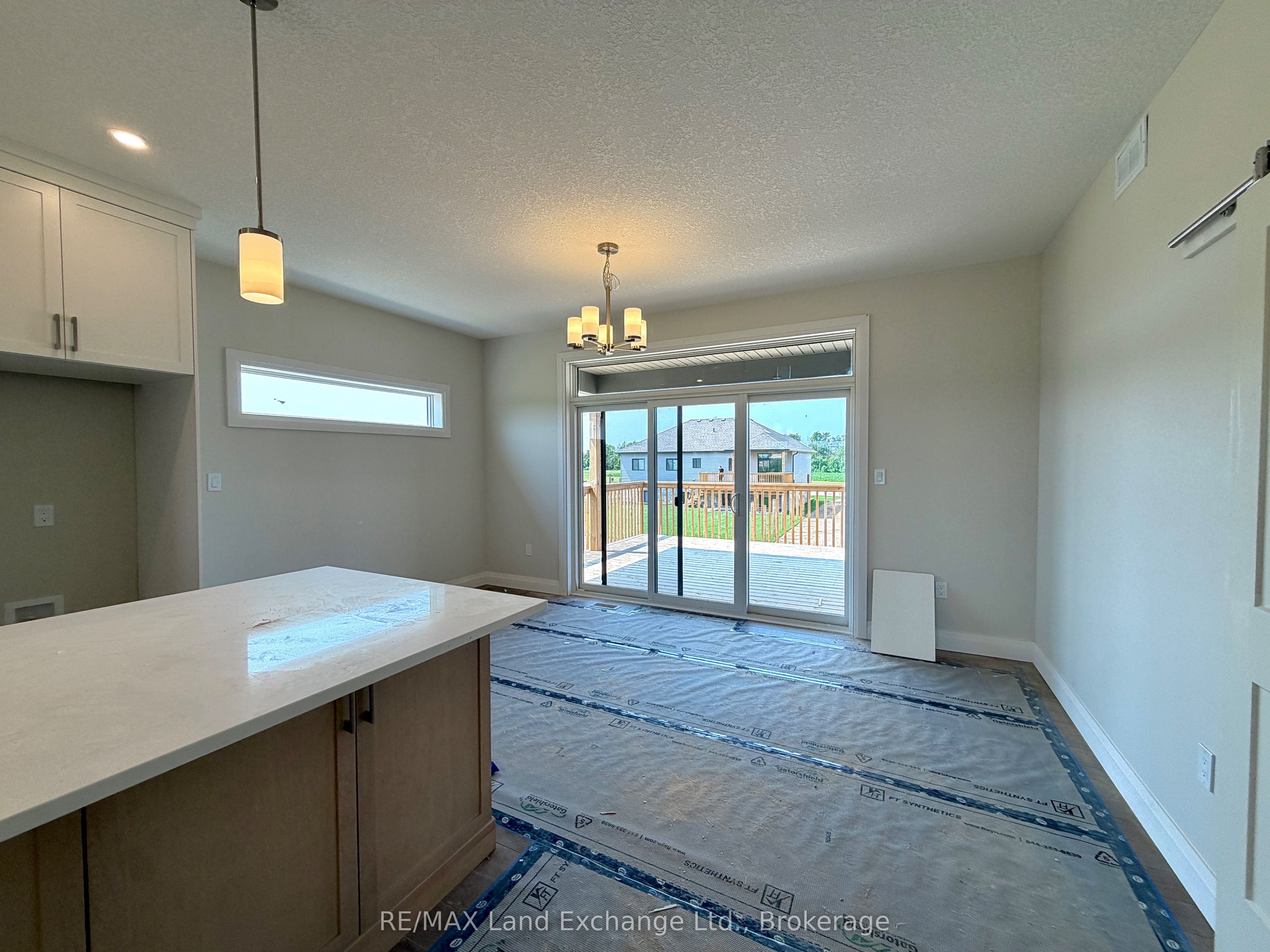 282 Ridge Street Property Photo 6