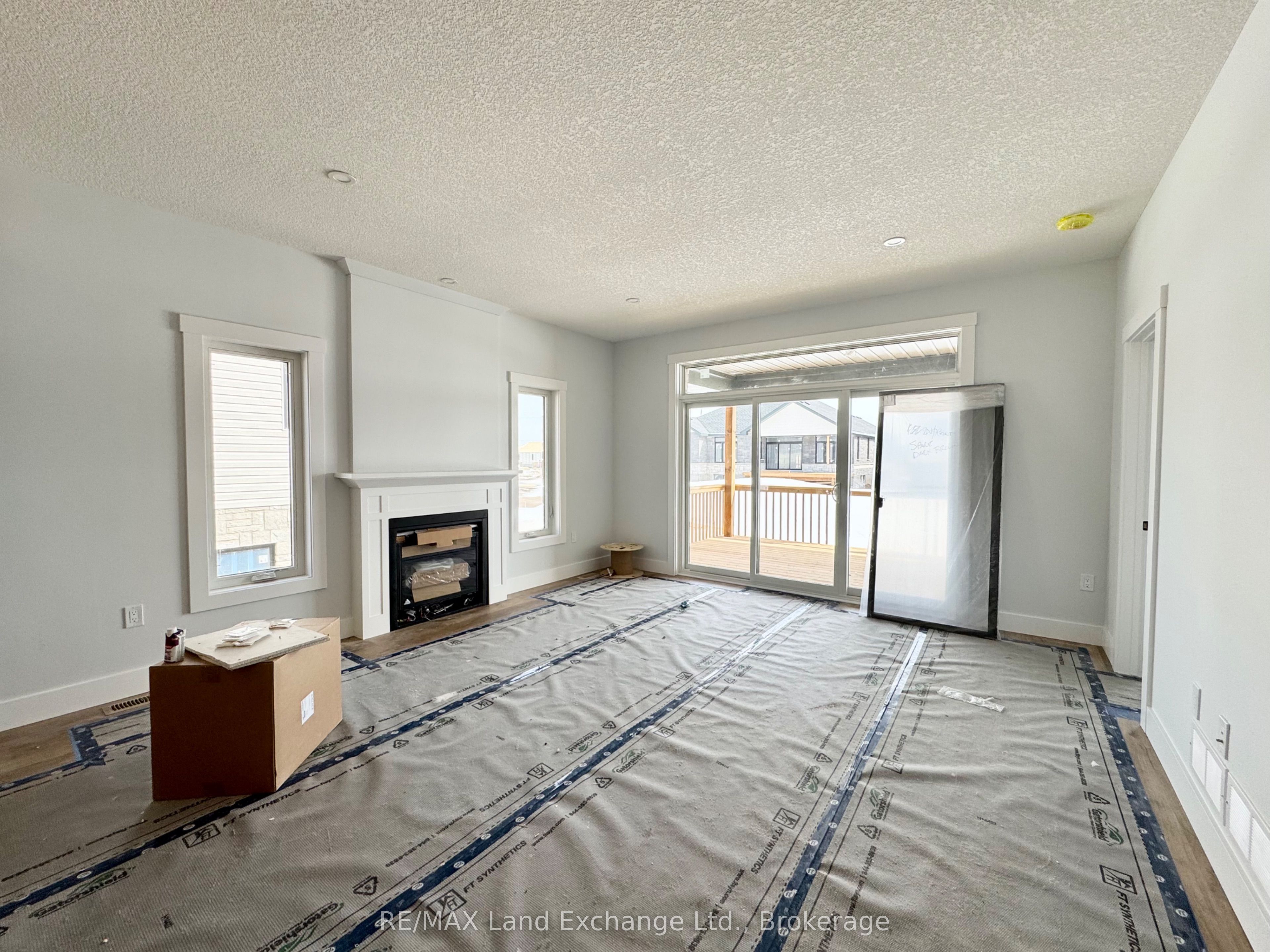 358 Ivings Drive Property Photo 4