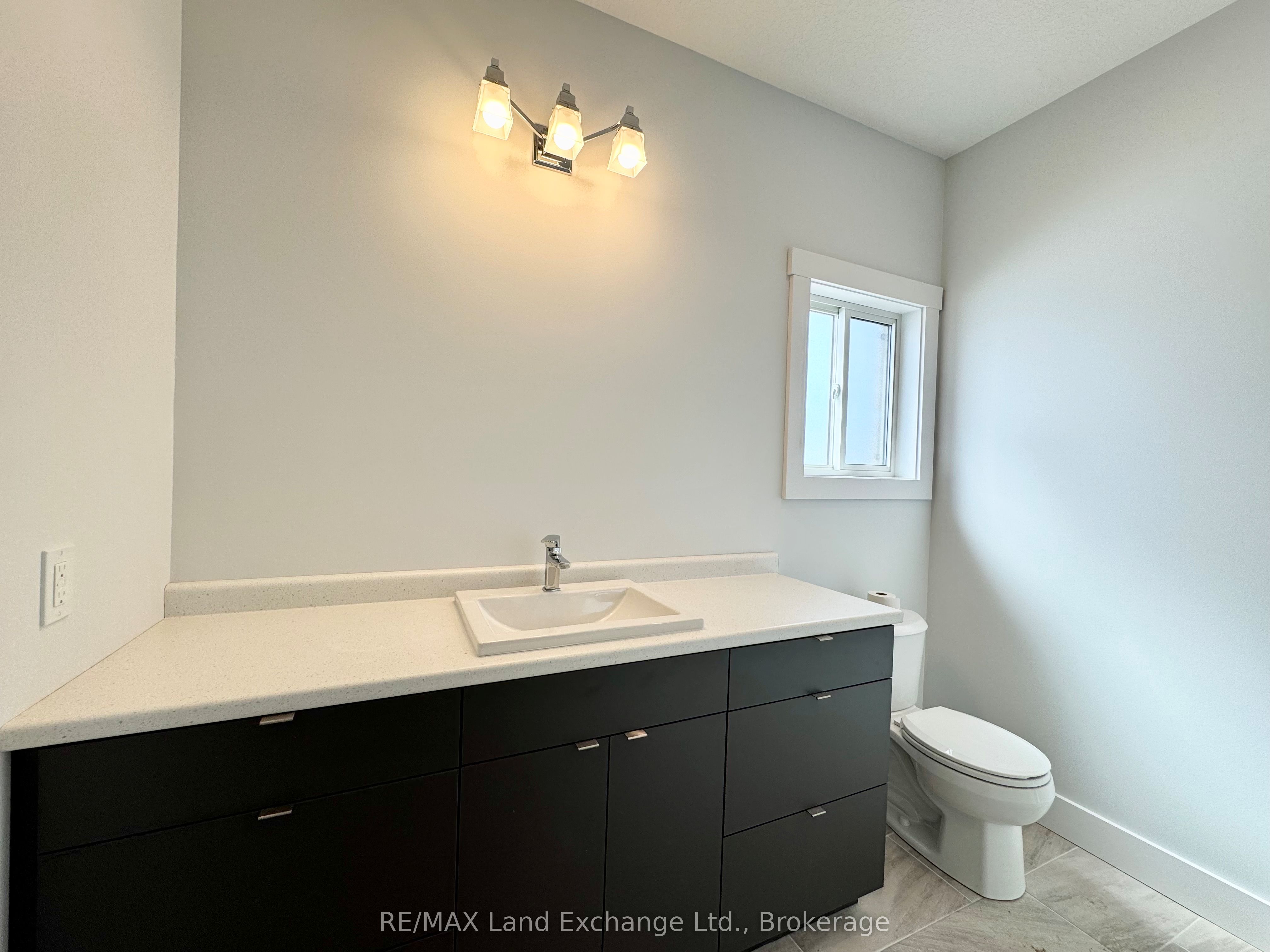 358 Ivings Drive Property Photo 11