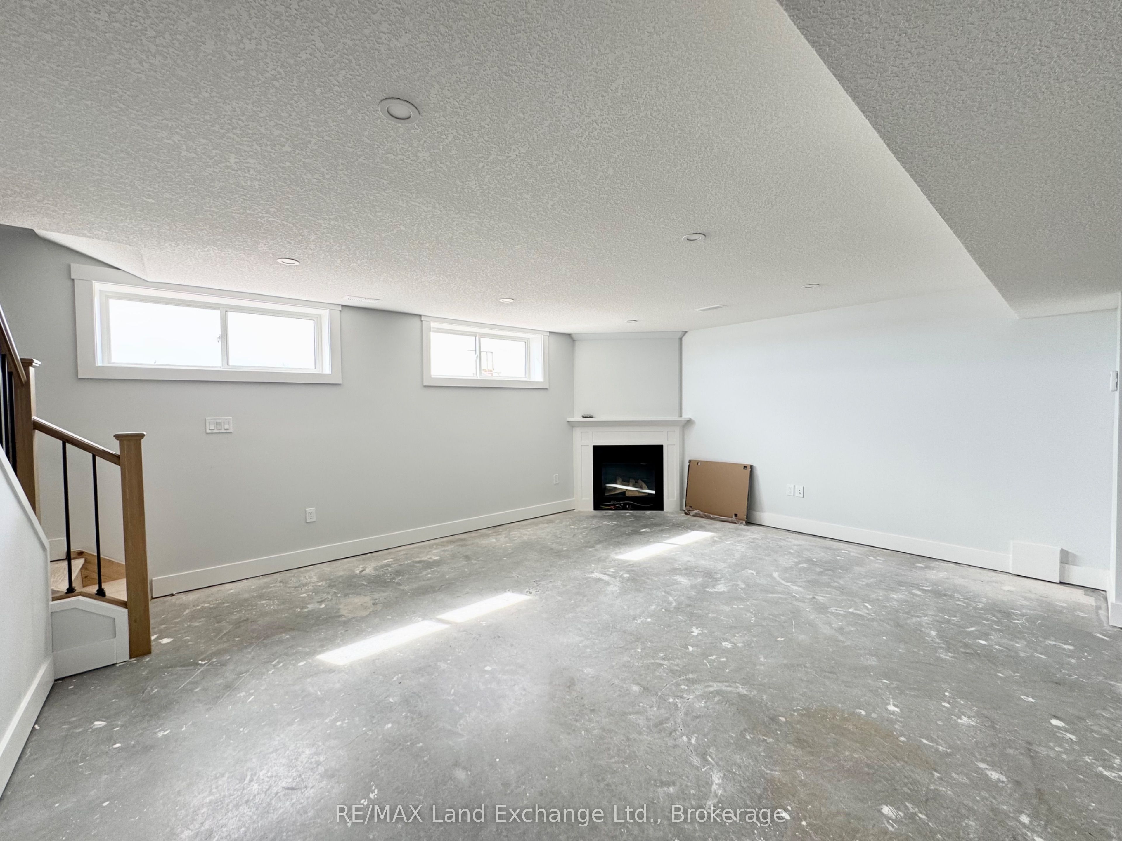 358 Ivings Drive Property Photo 16