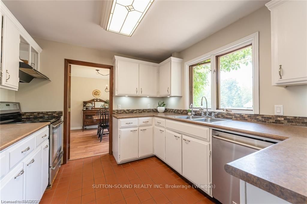 43 Berford Lake Road Property Photo 11