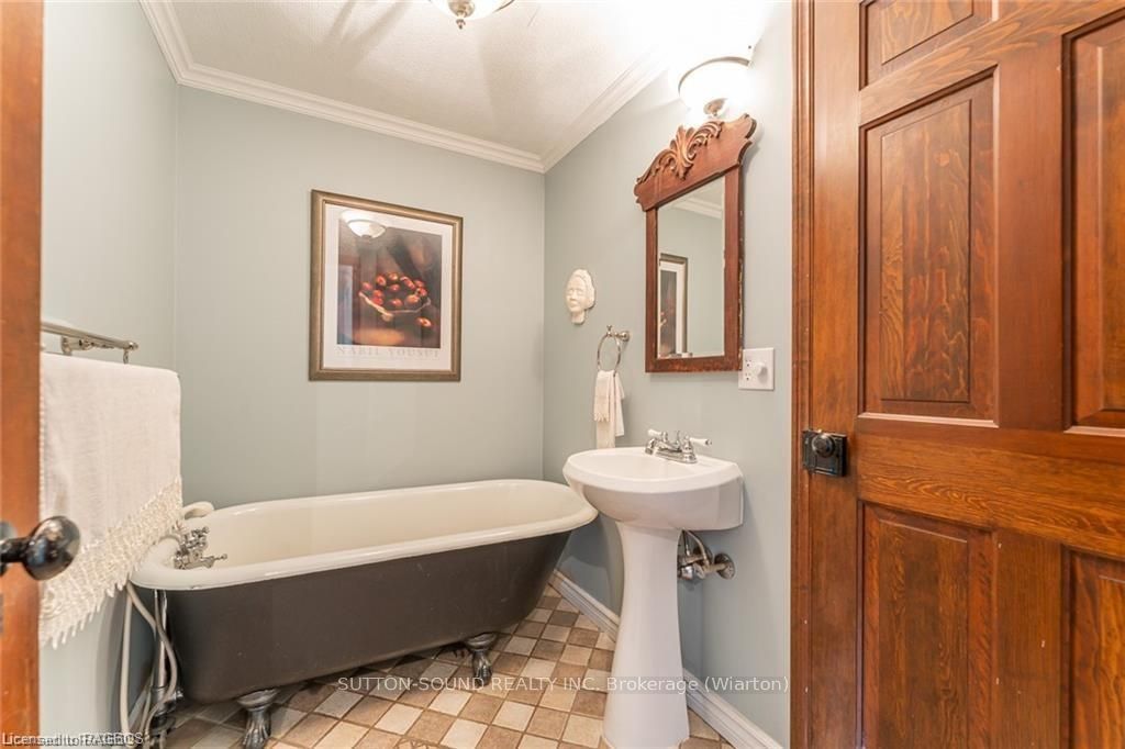 43 Berford Lake Road Property Photo 13