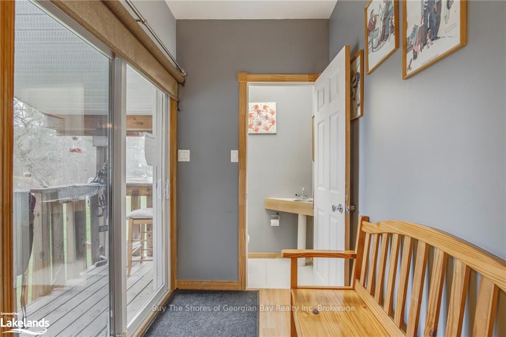 659 Honey Harbour Road Property Photo 7