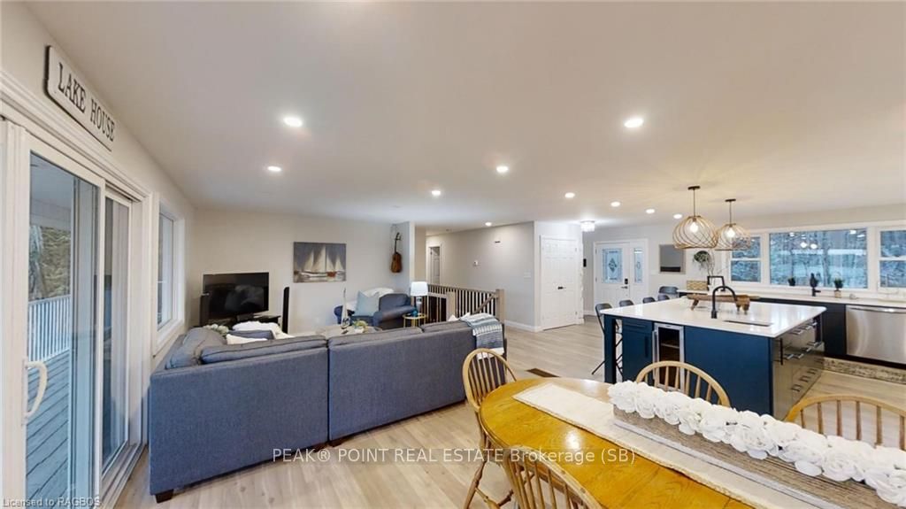 298 Francis Drive Property Photo 11
