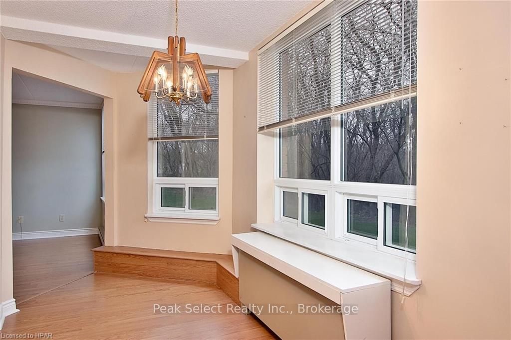 #104 - 22 St. Andrew Street Property Photo 10