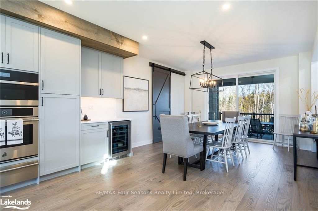 176 Springside Crescent Property Photo 14