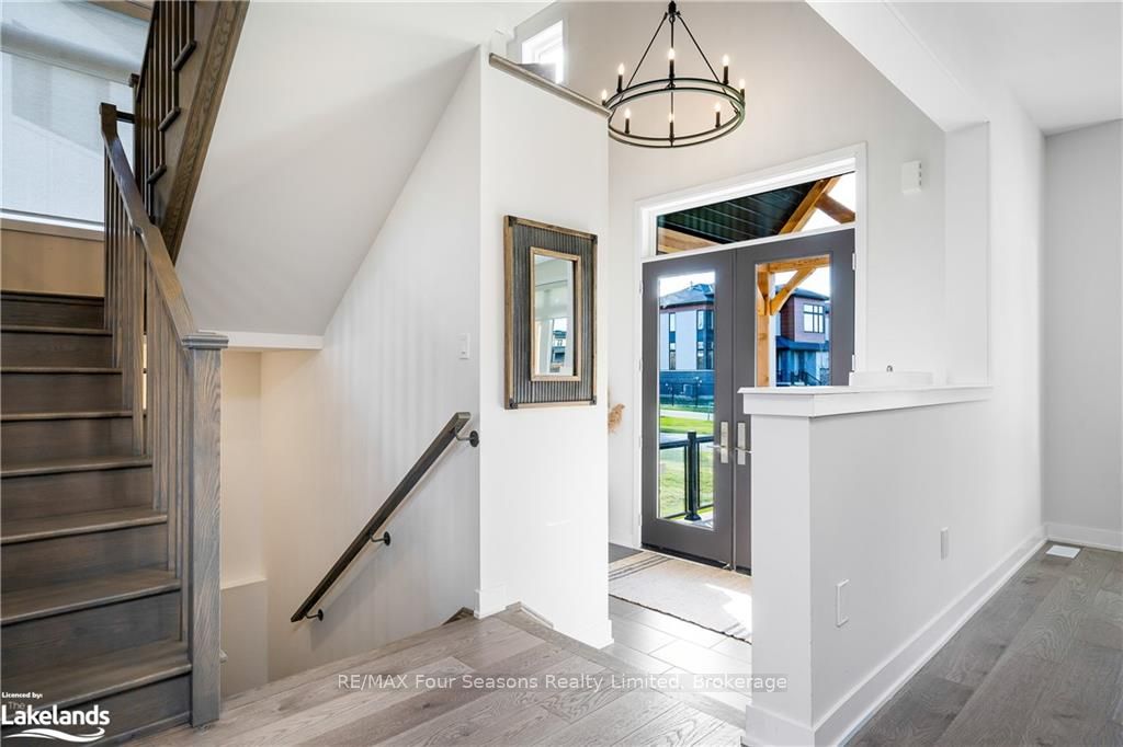 176 Springside Crescent Property Photo 32