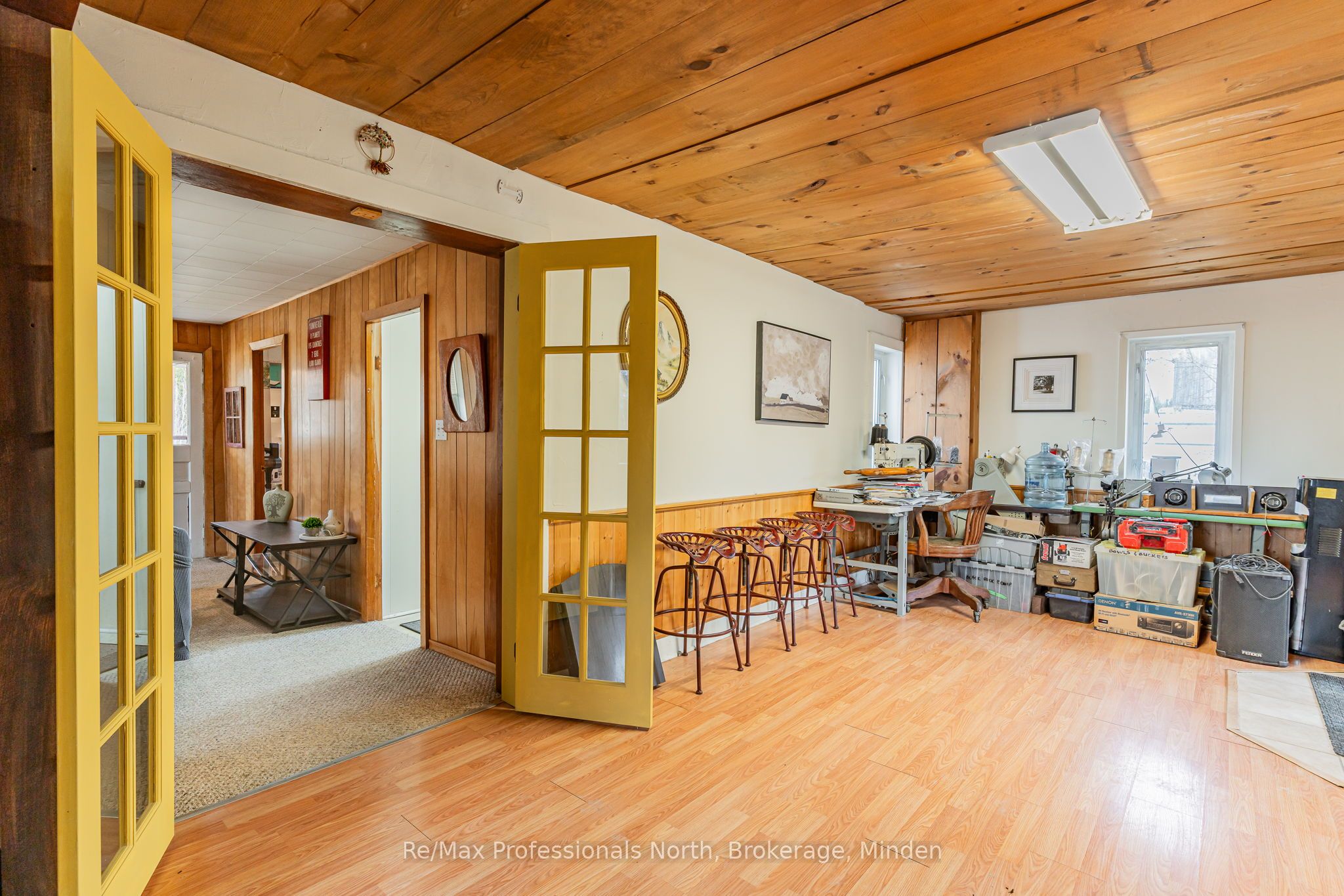 1047 Mccrea Road Property Photo 16