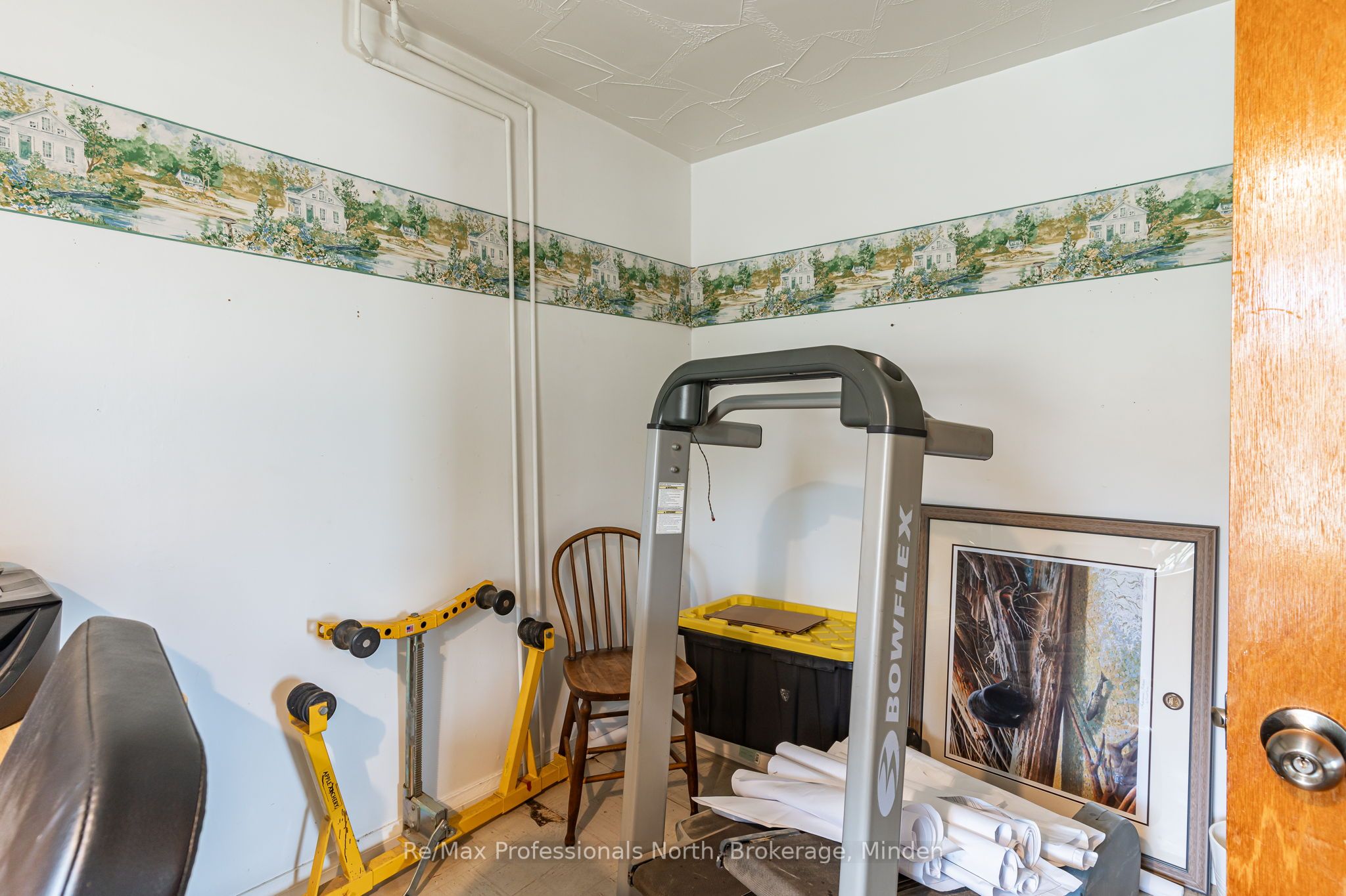 1047 Mccrea Road Property Photo 18