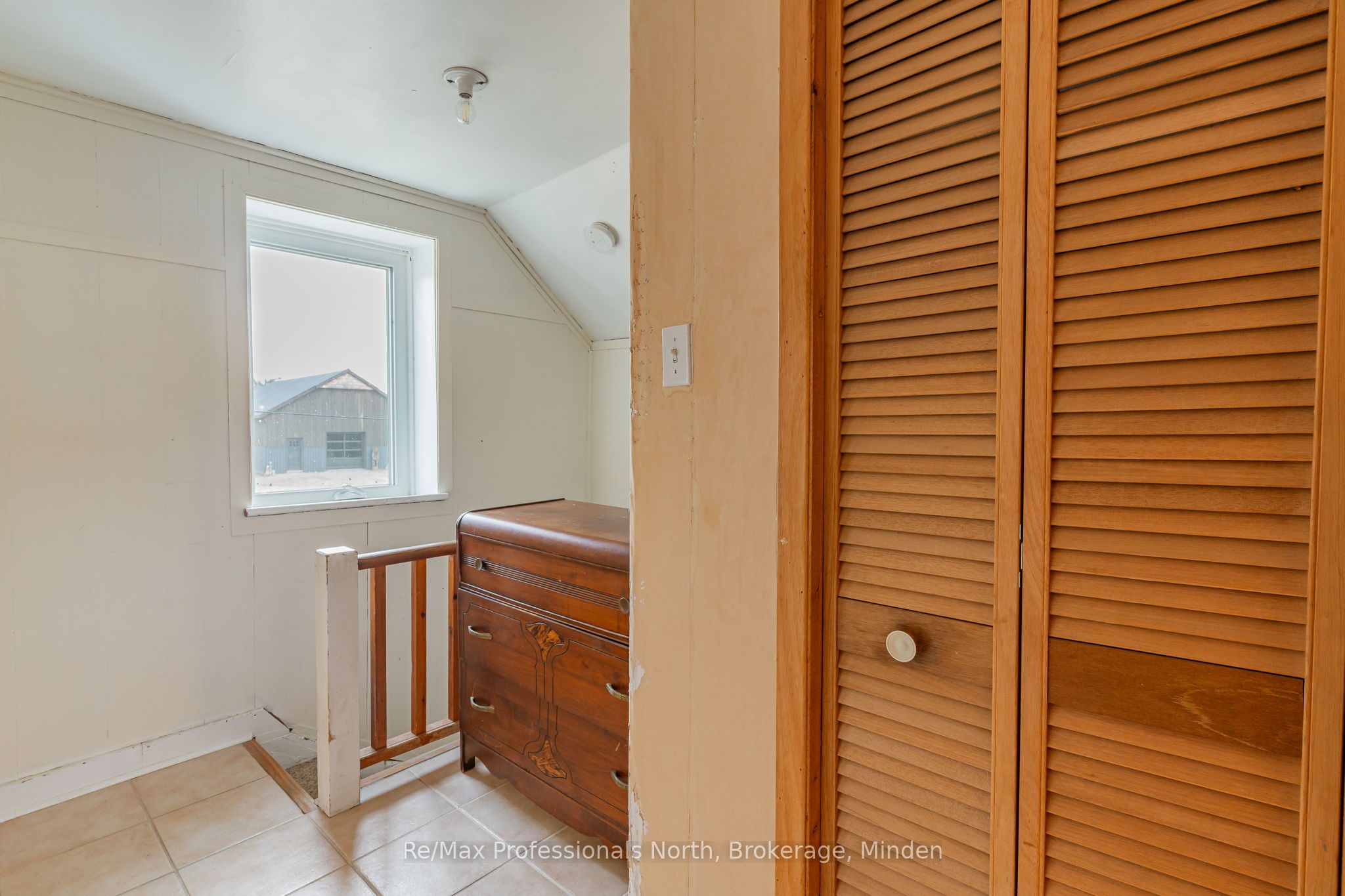 1047 Mccrea Road Property Photo 19