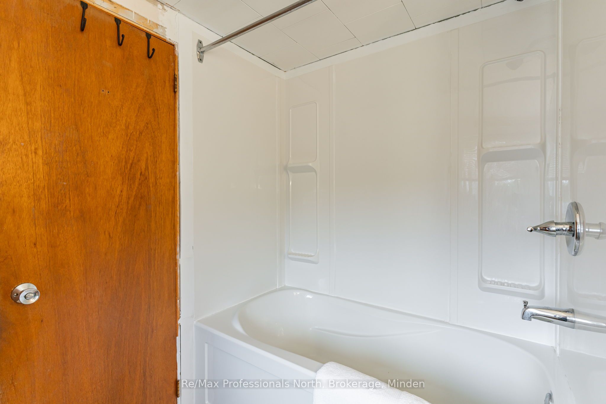1047 Mccrea Road Property Photo 23