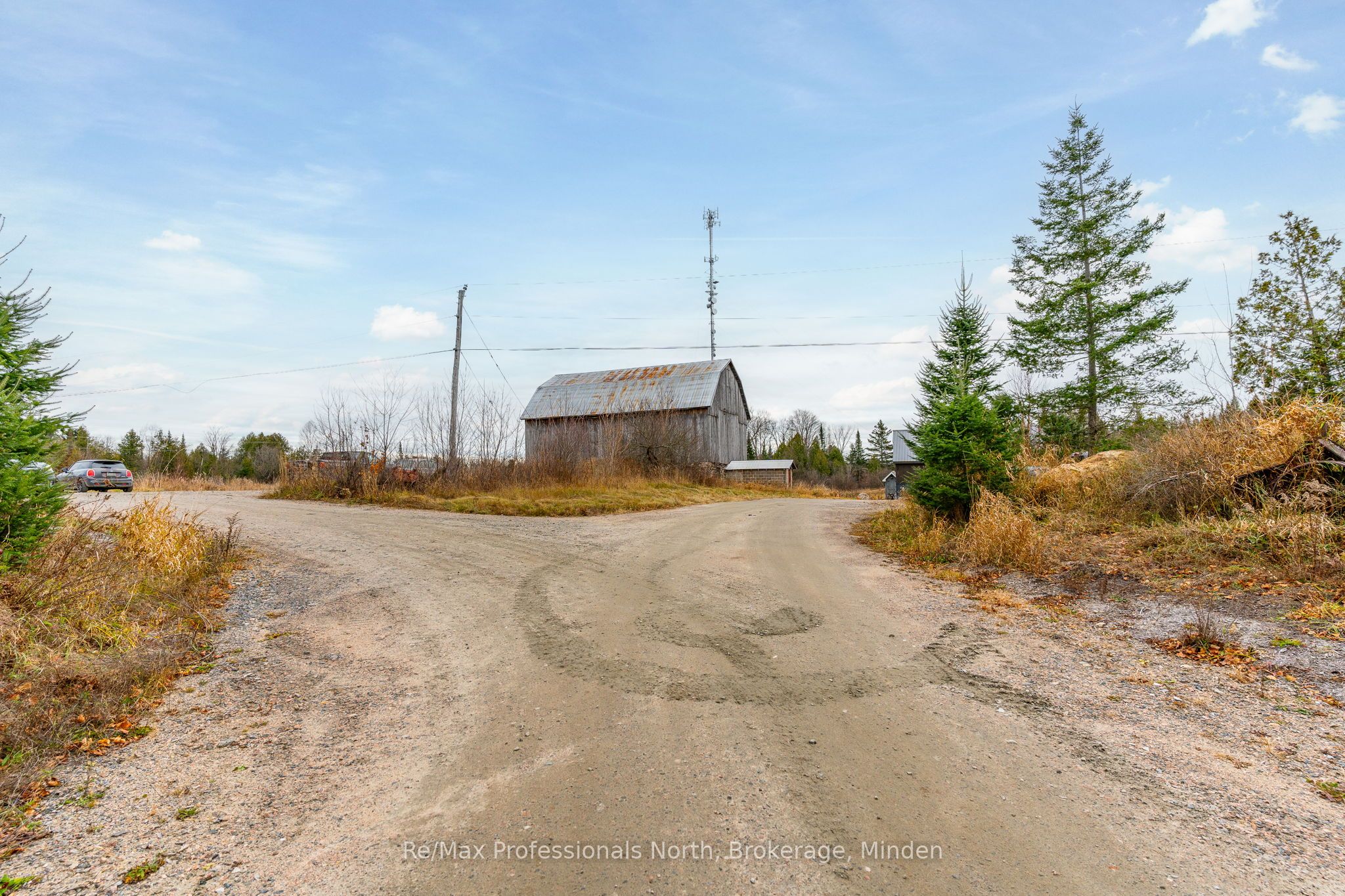 1047 Mccrea Road Property Photo 26