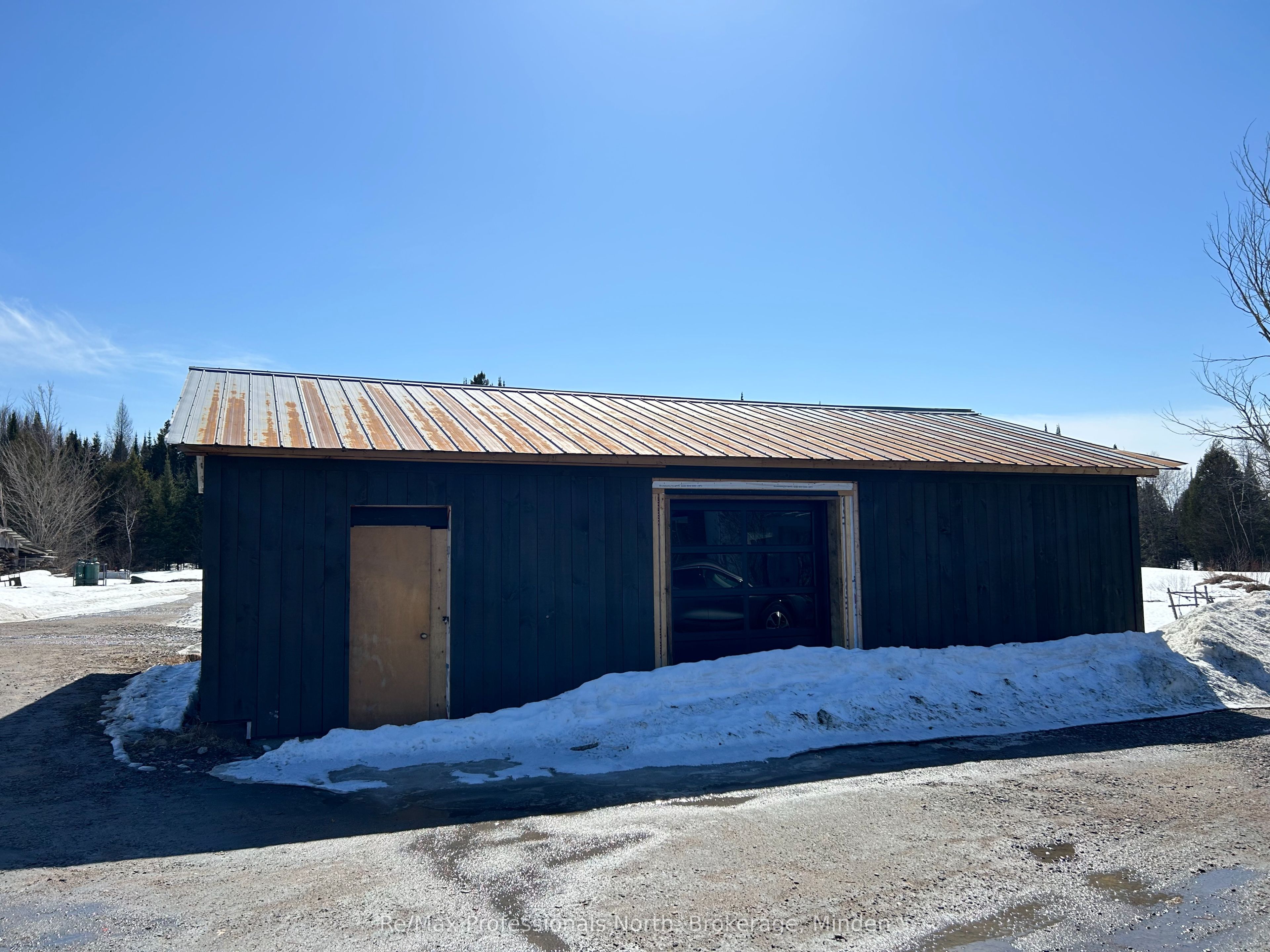 1047 Mccrea Road Property Photo 27
